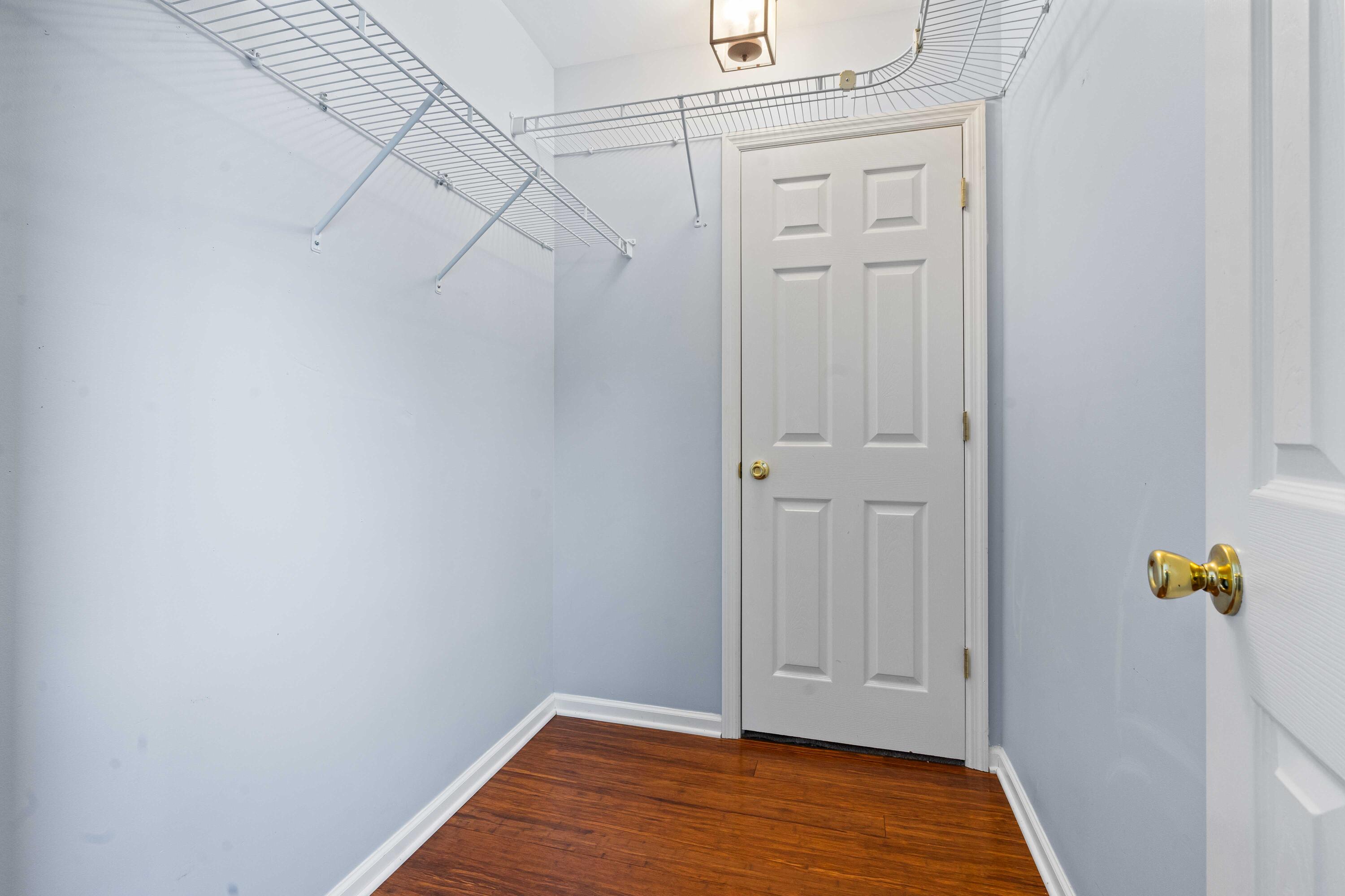 2906 Split Hickory Court