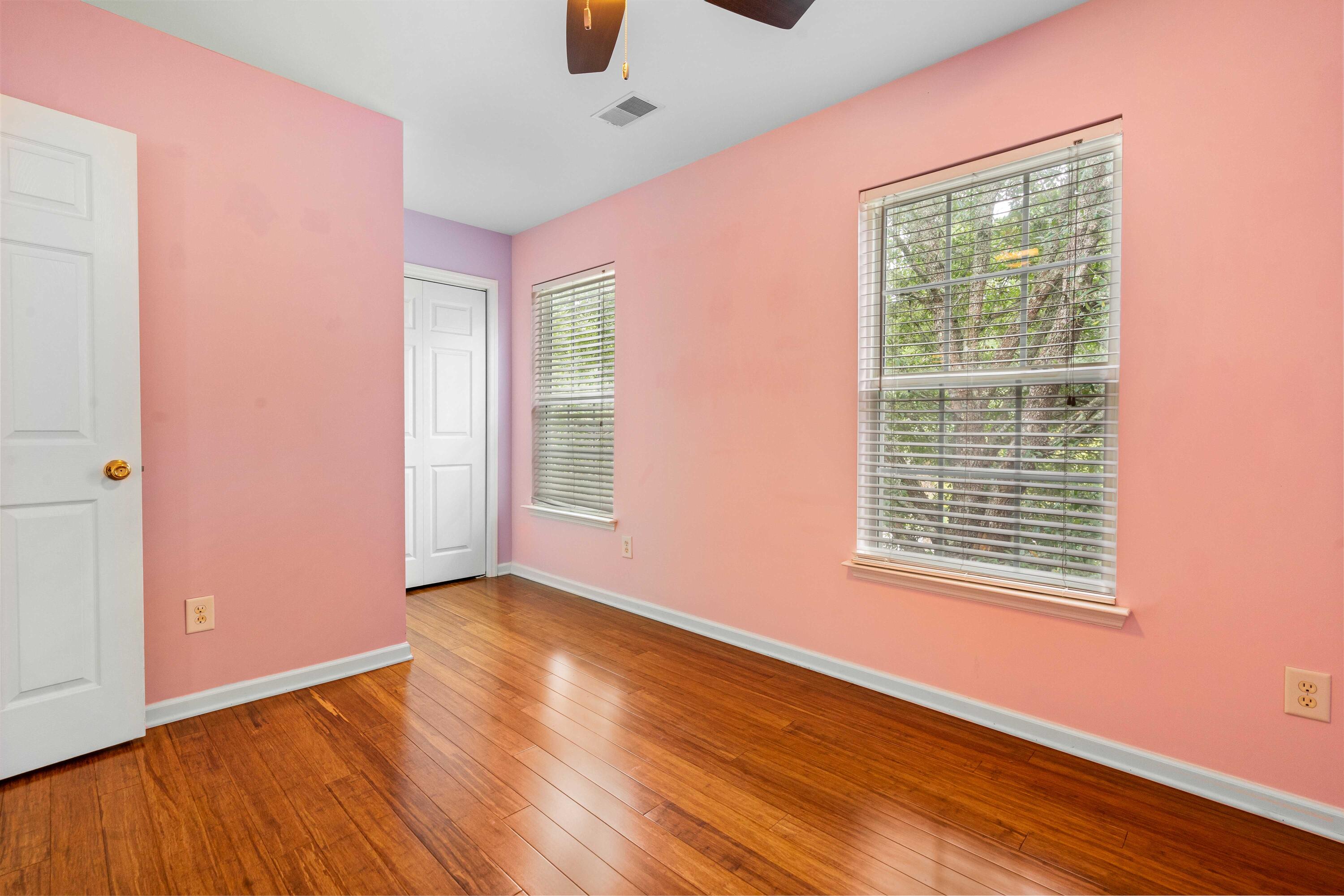 2906 Split Hickory Court