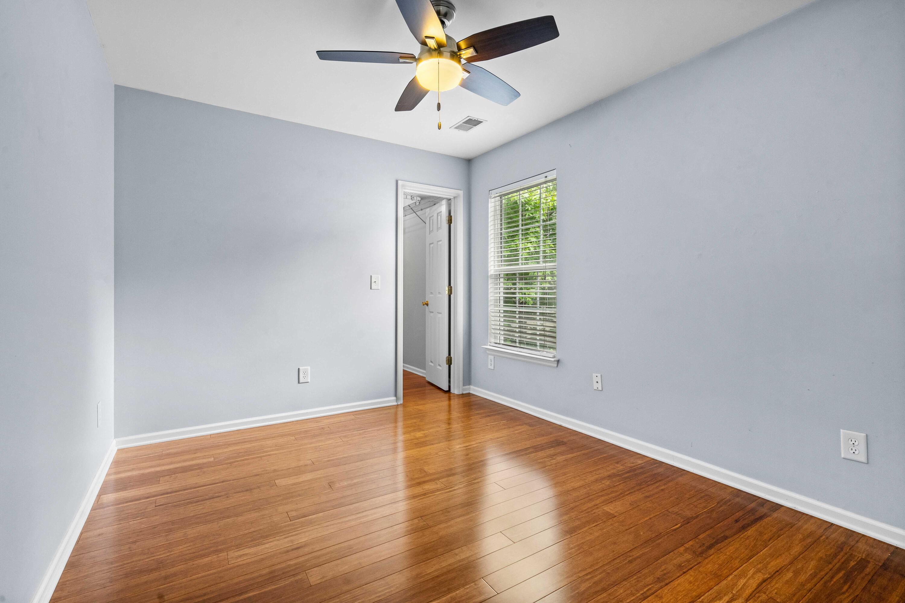 2906 Split Hickory Court