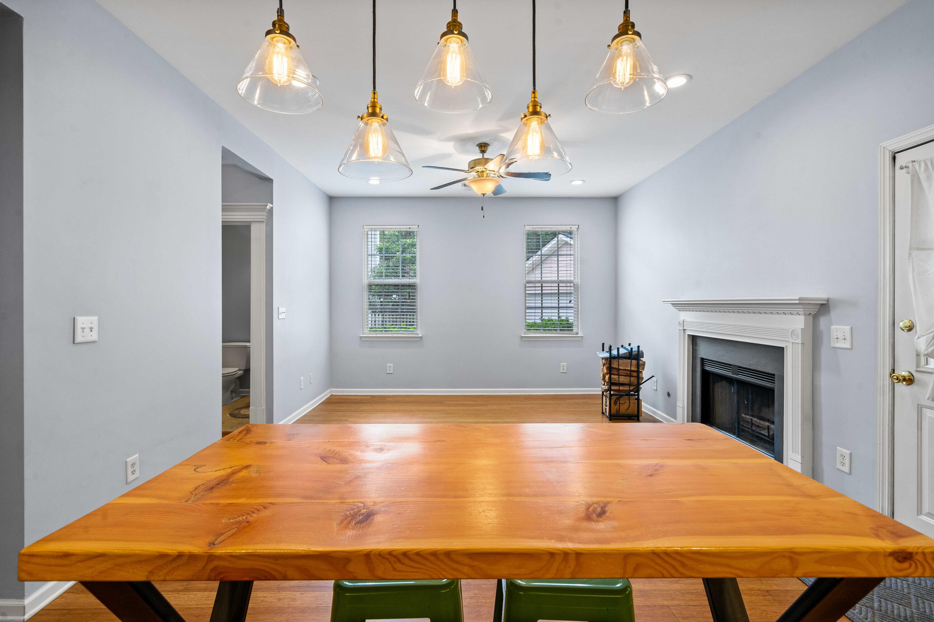 2906 Split Hickory Court