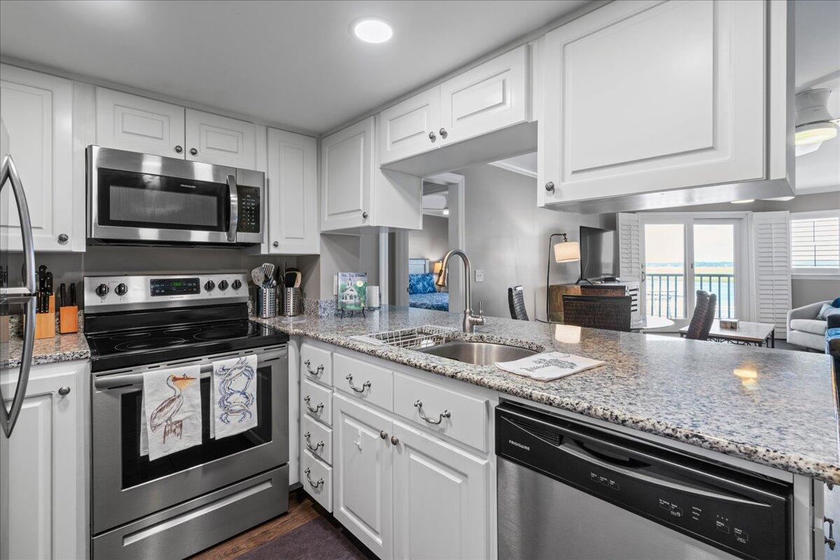 3701 Docksite Road # 113