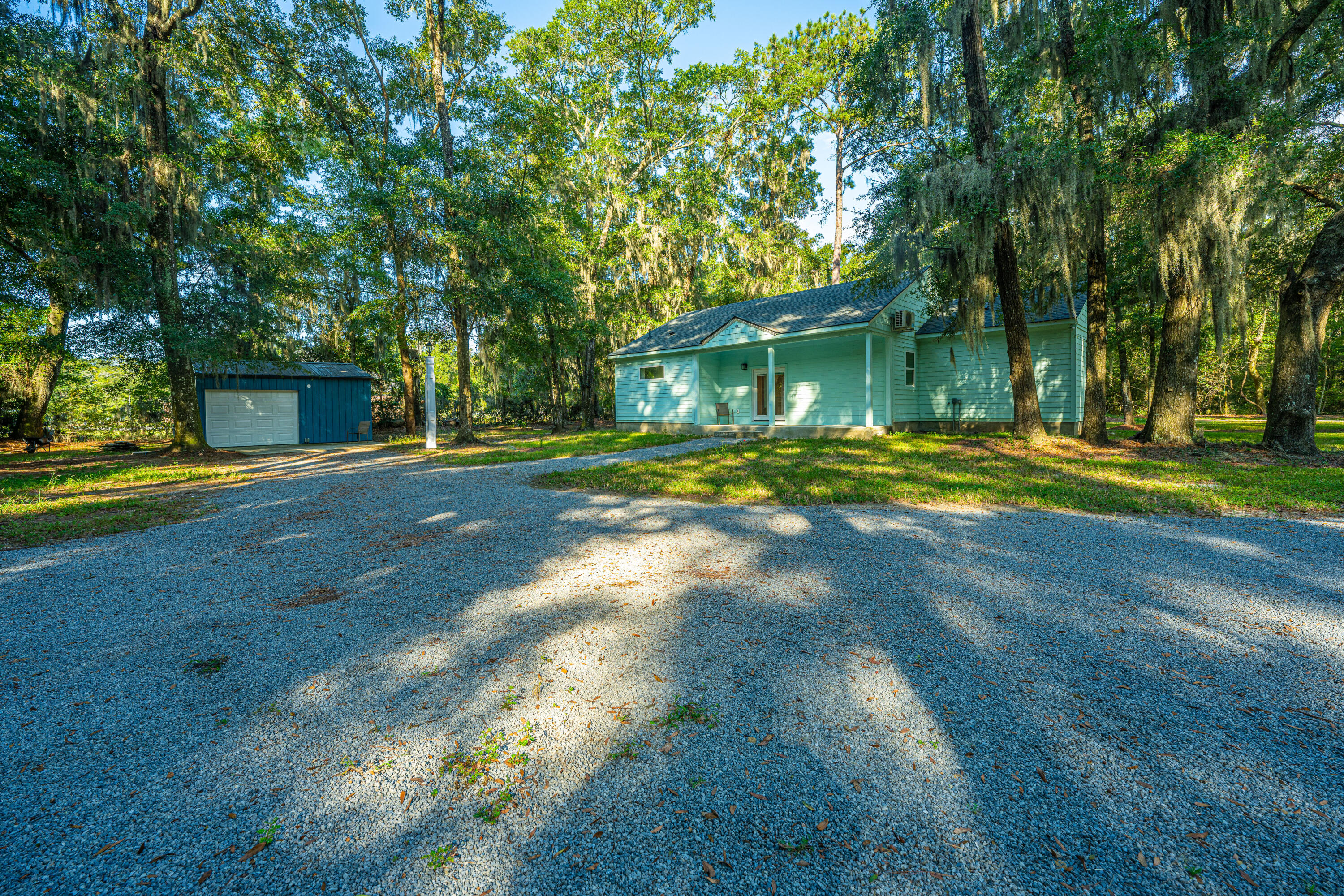 5233 Maybank Highway