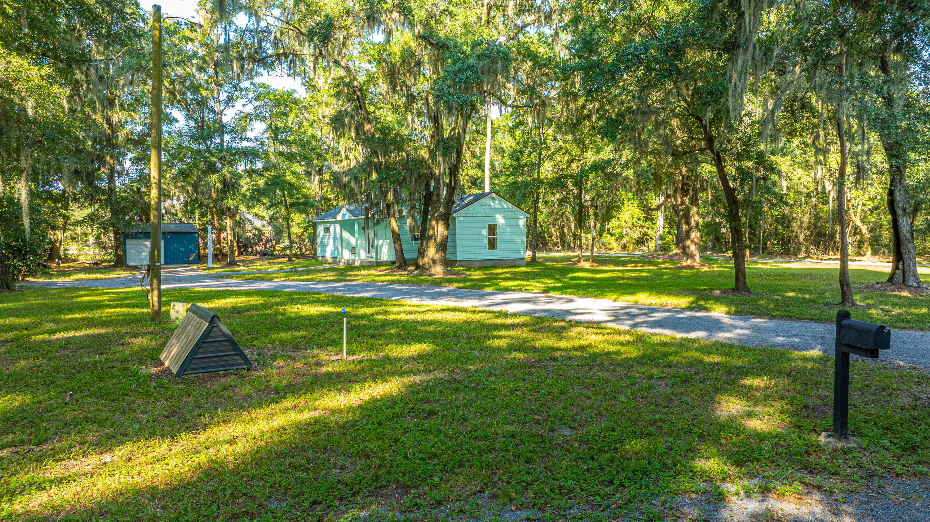 5233 Maybank Highway