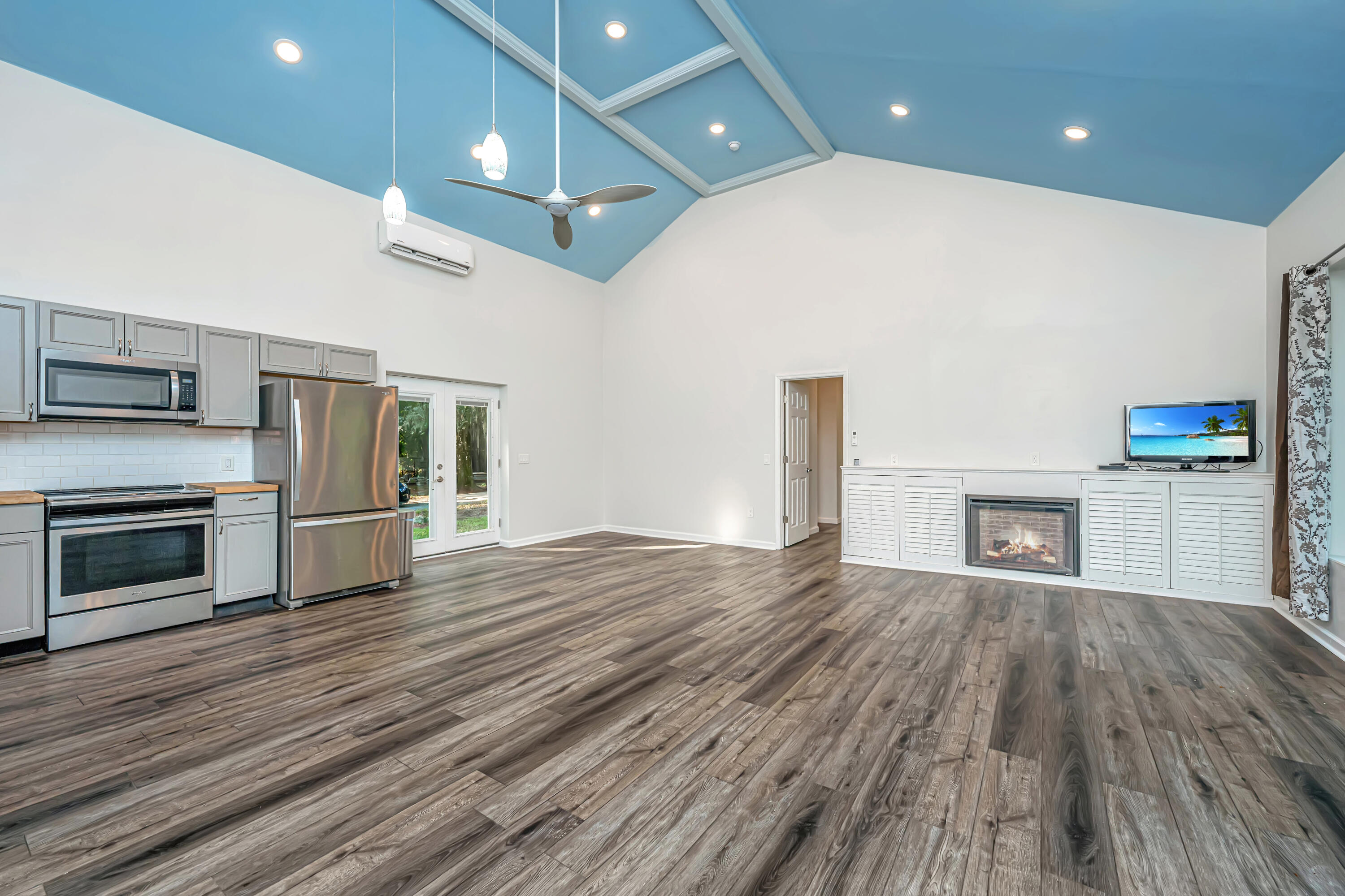 5233 Maybank Highway