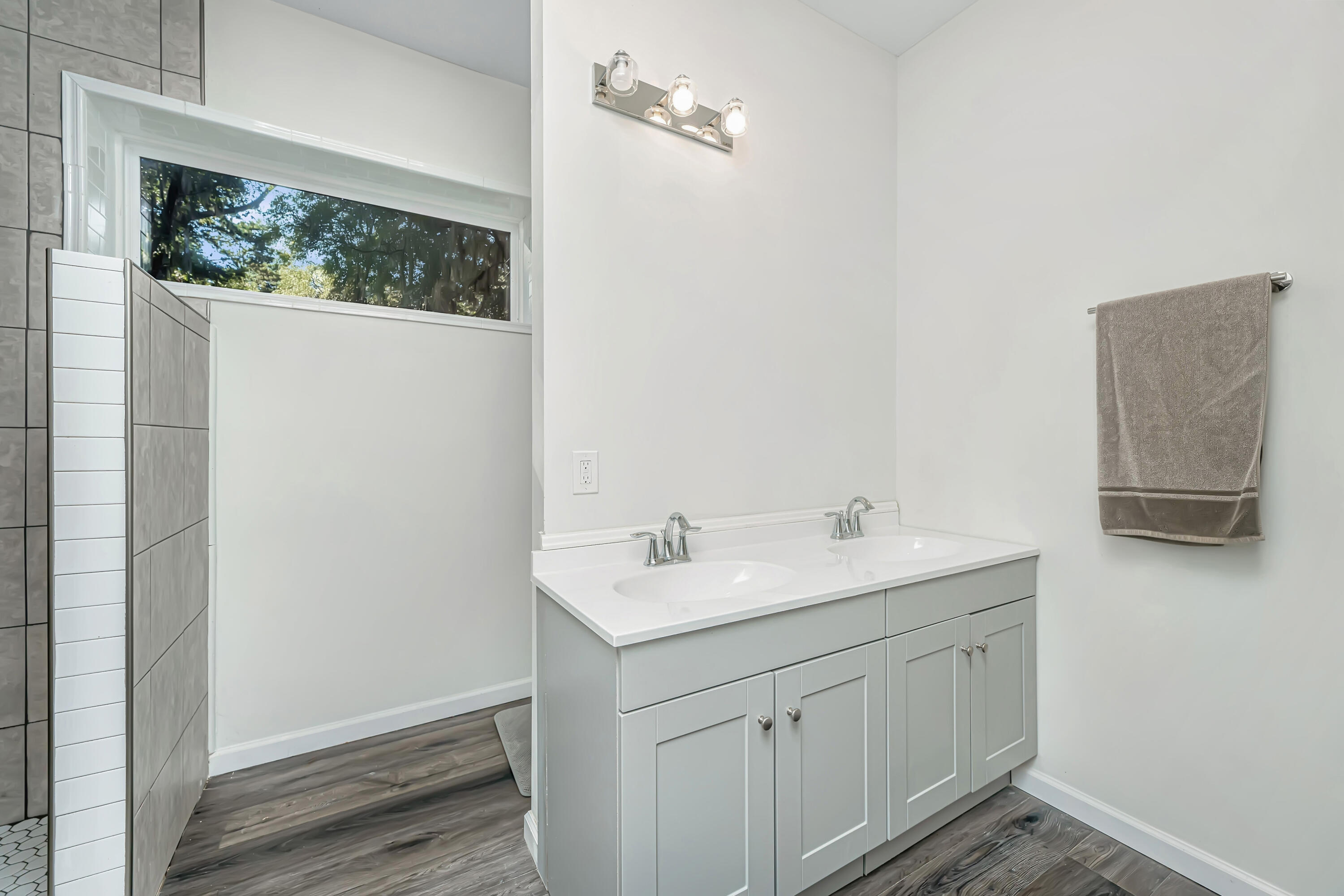 5233 Maybank Highway