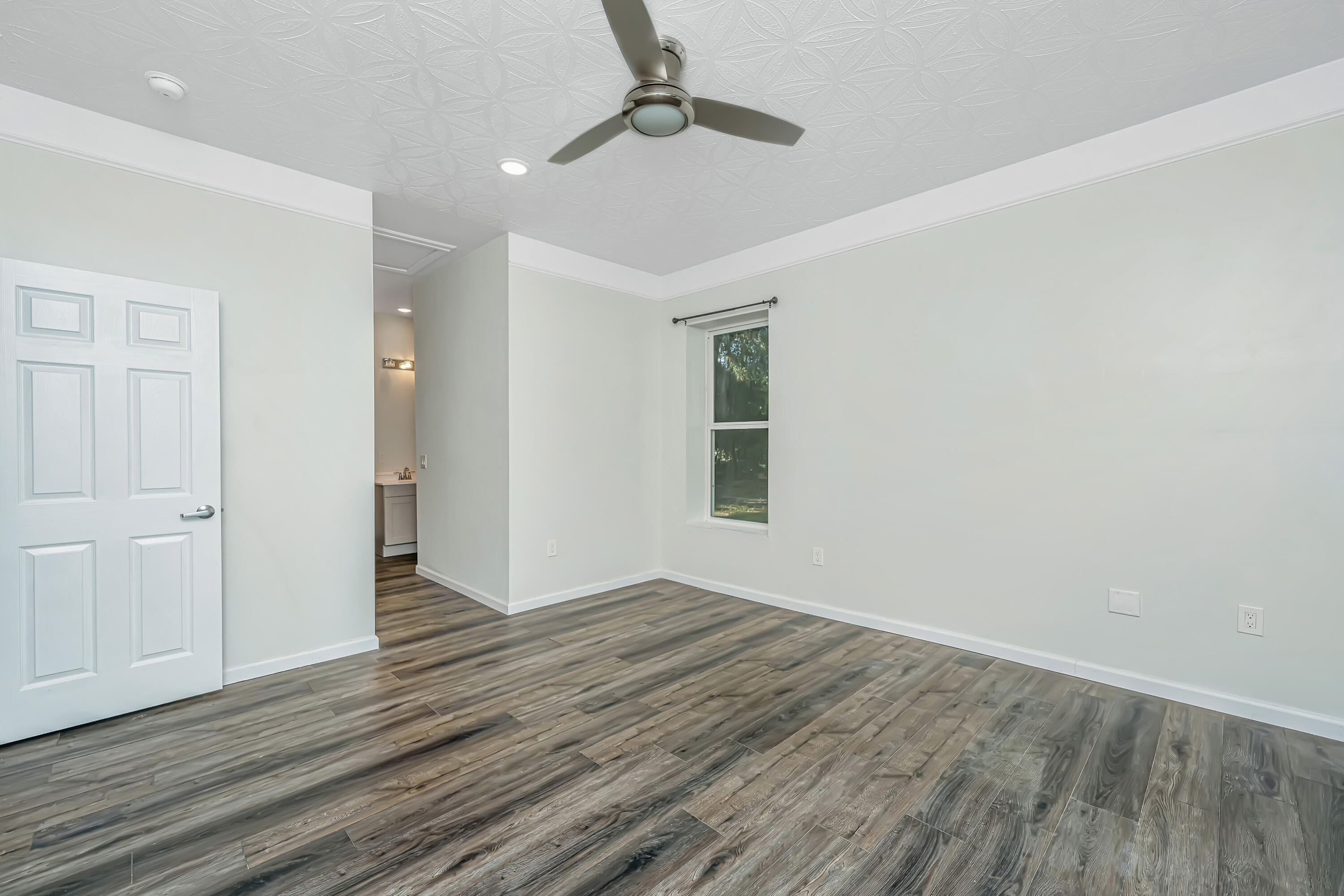 5233 Maybank Highway