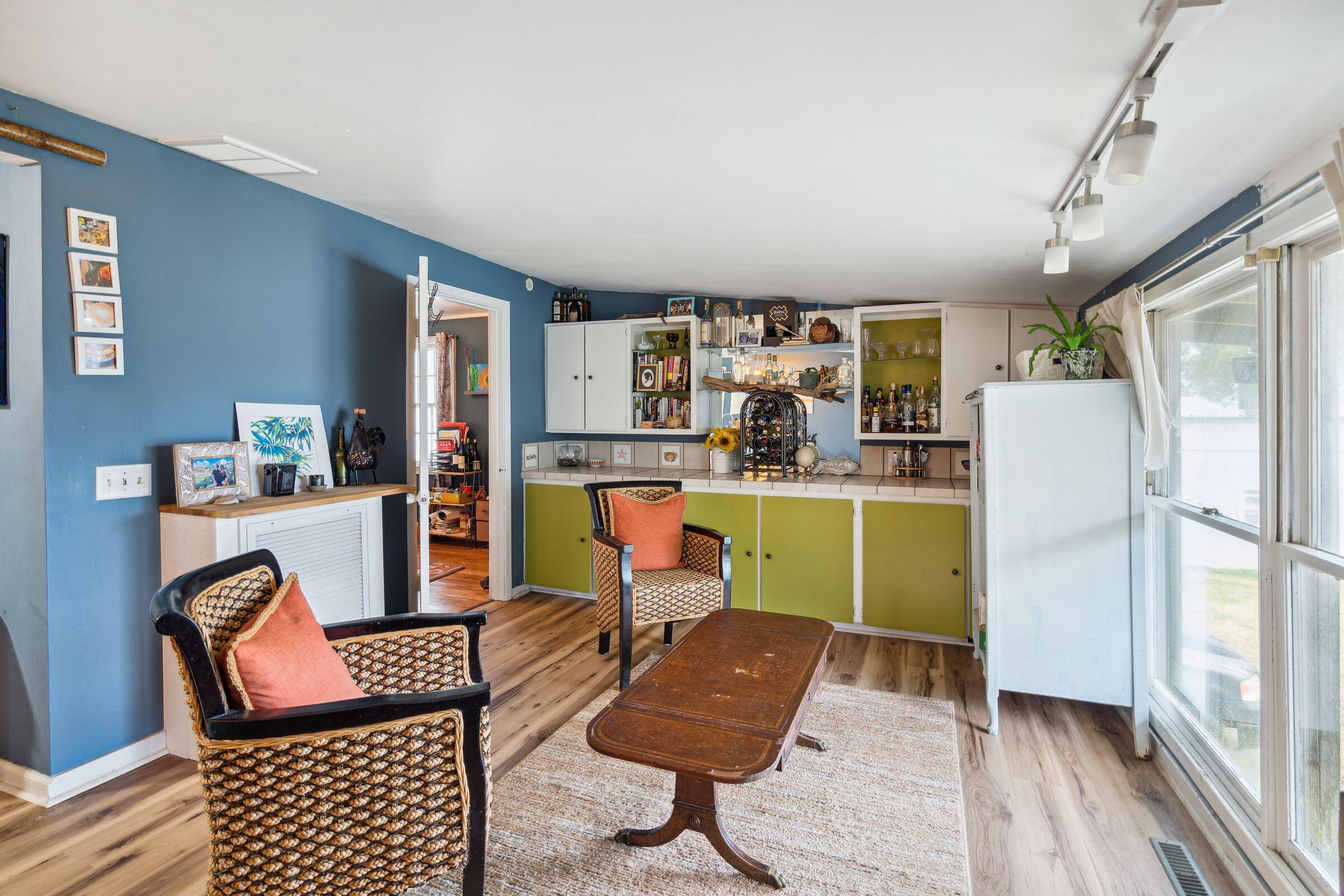 924 W Oceanview Road