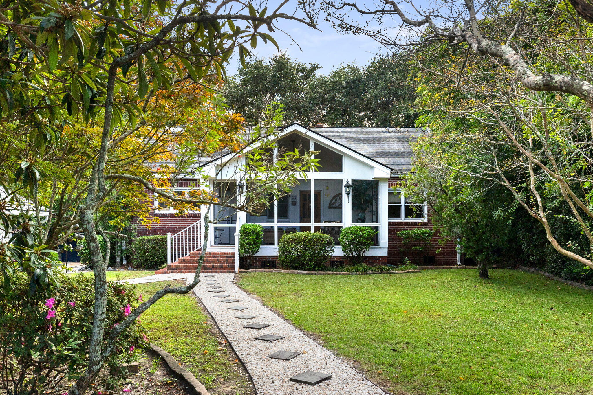 717 Woodward Road