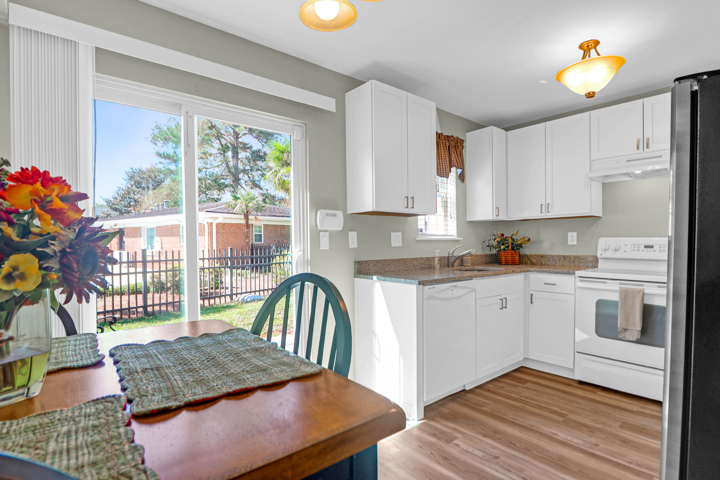 21 Rivers Point Row # 14c