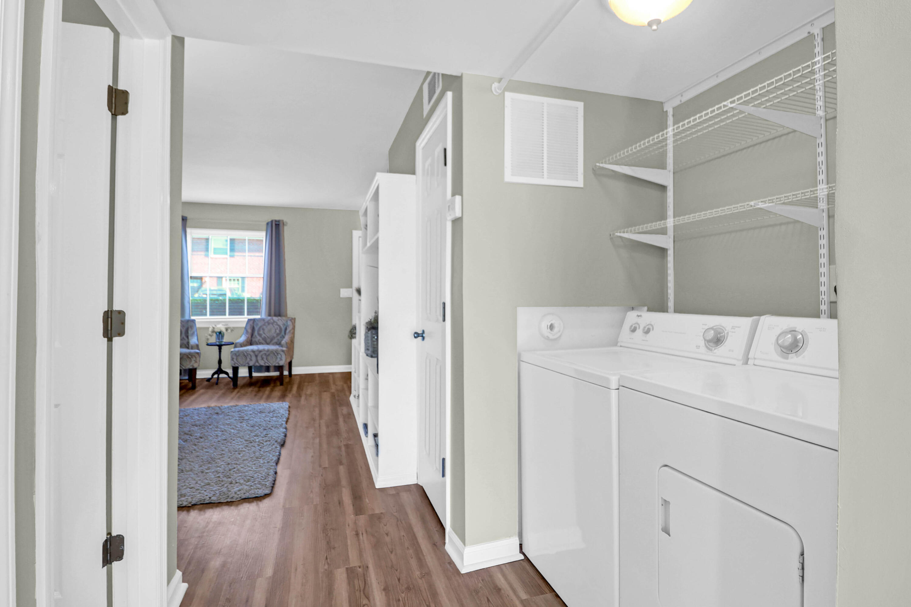 21 Rivers Point Row # 14c