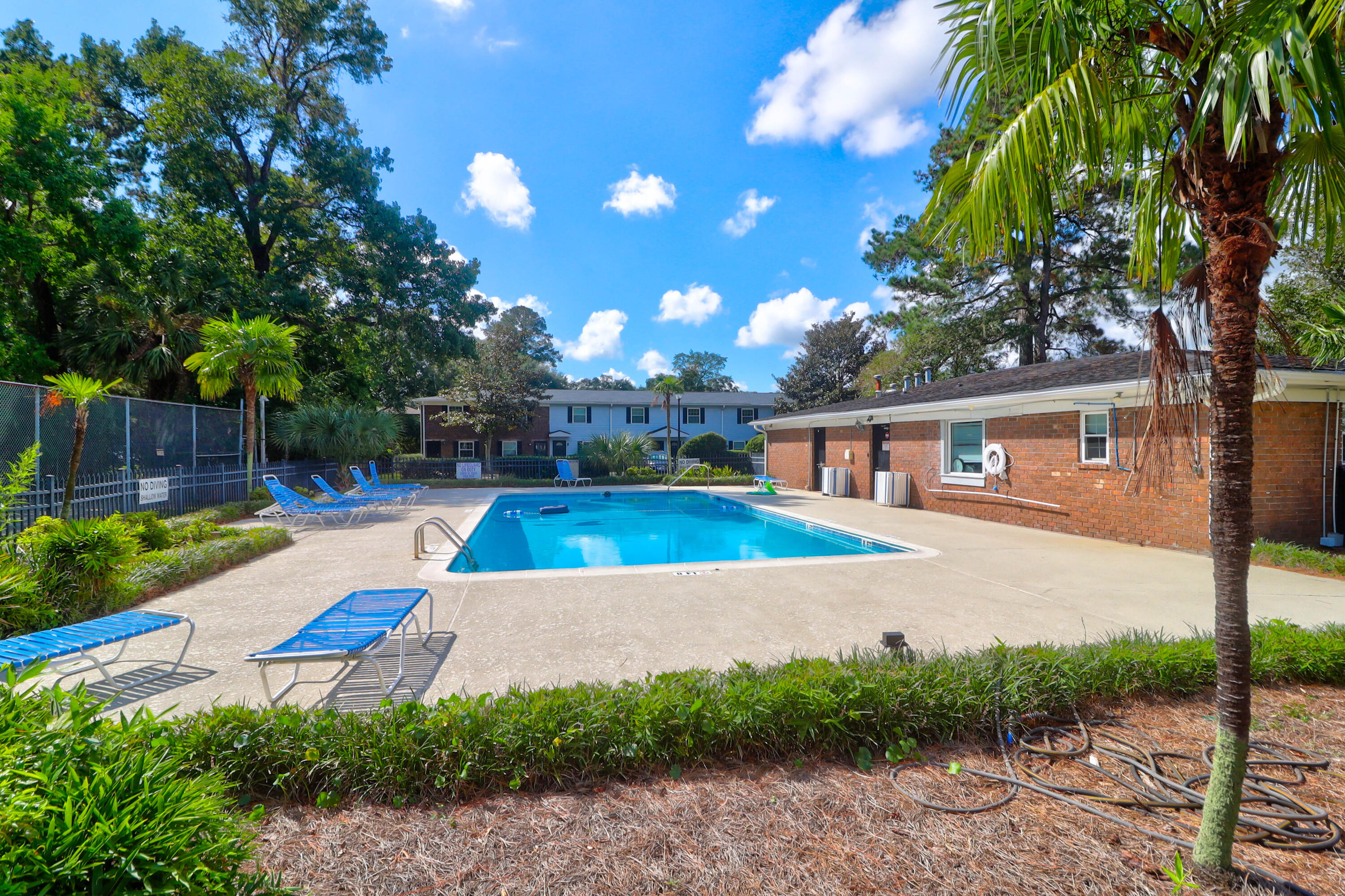 21 Rivers Point Row # 14c