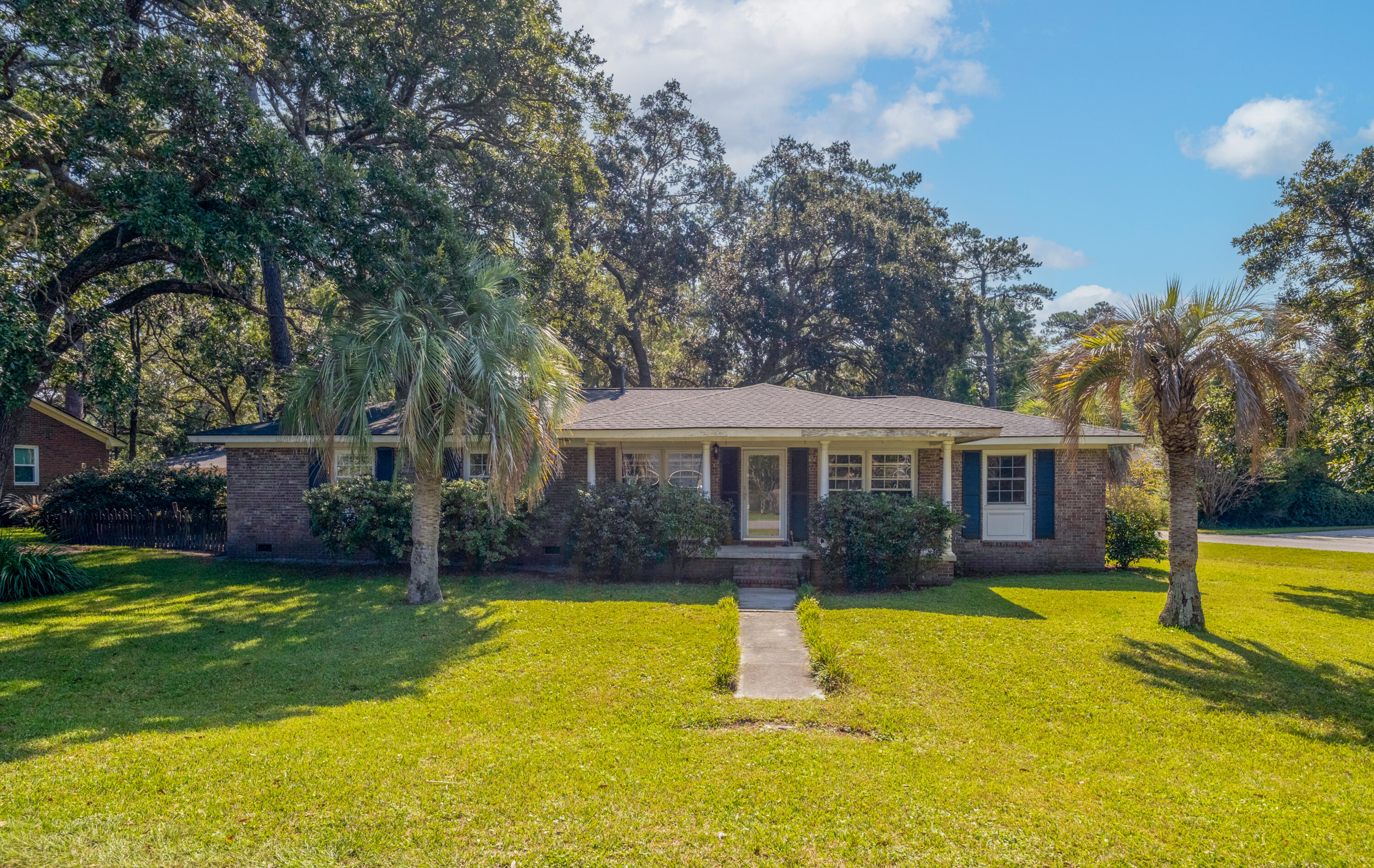 673 Middlewood Drive