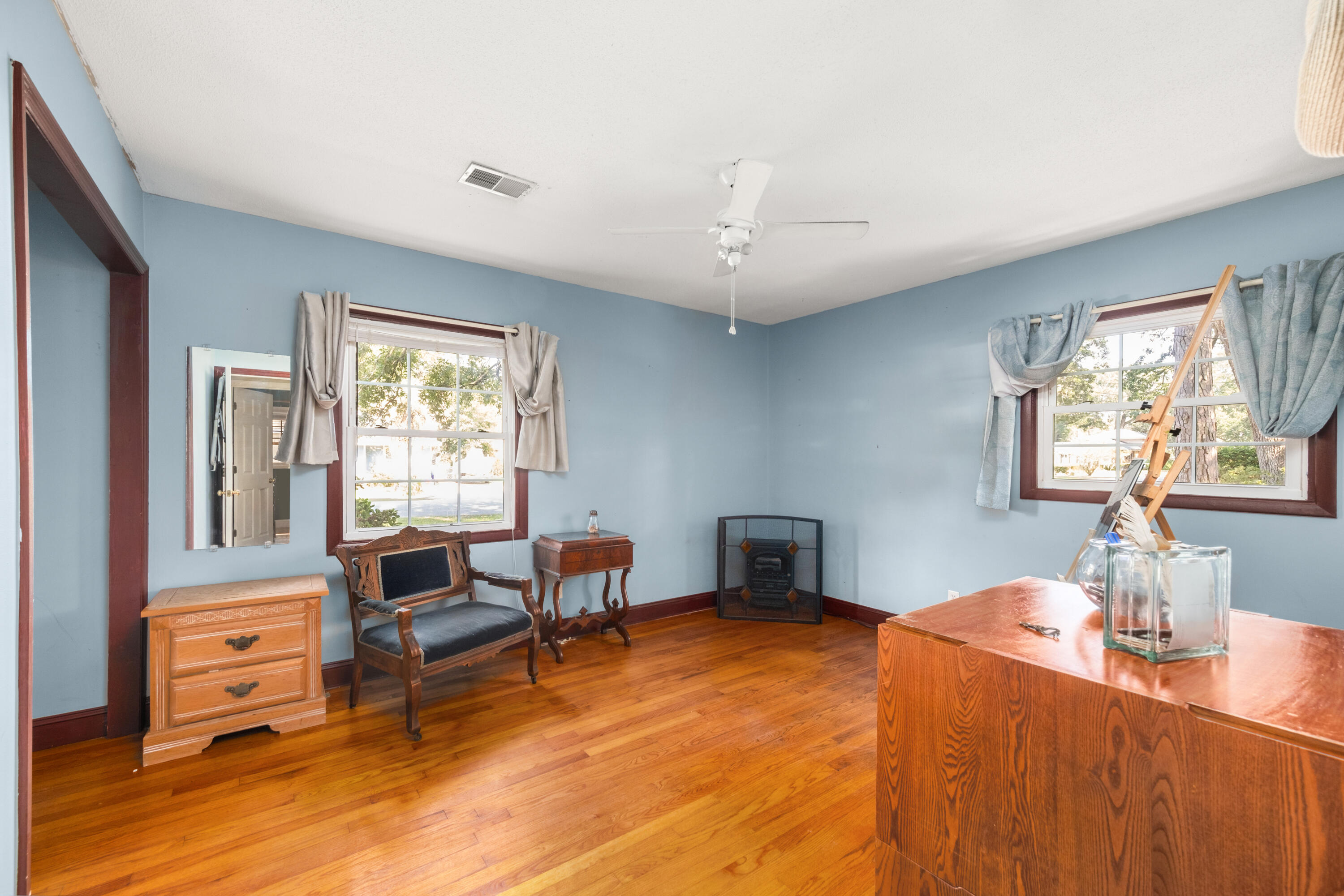 673 Middlewood Drive