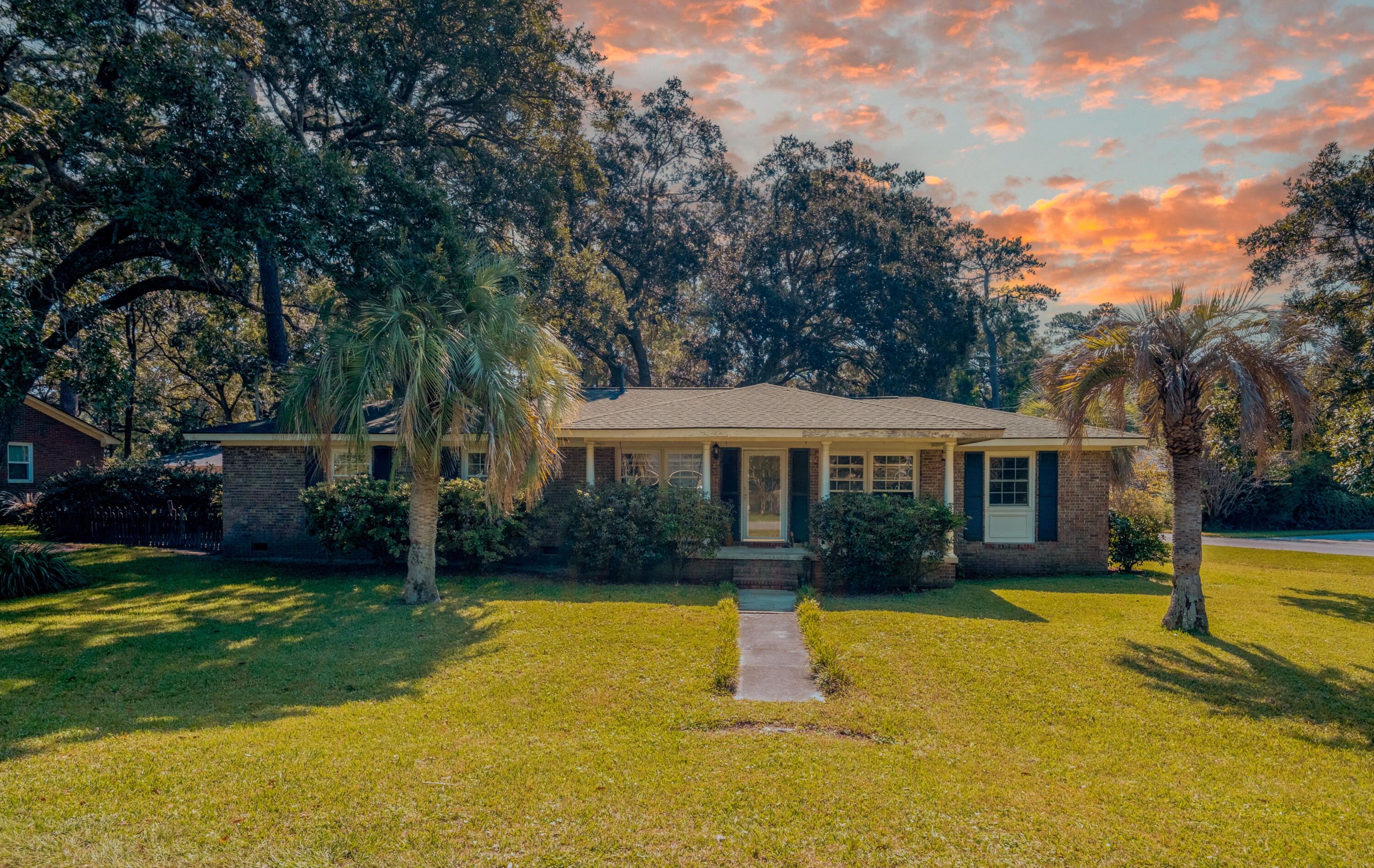 673 Middlewood Drive