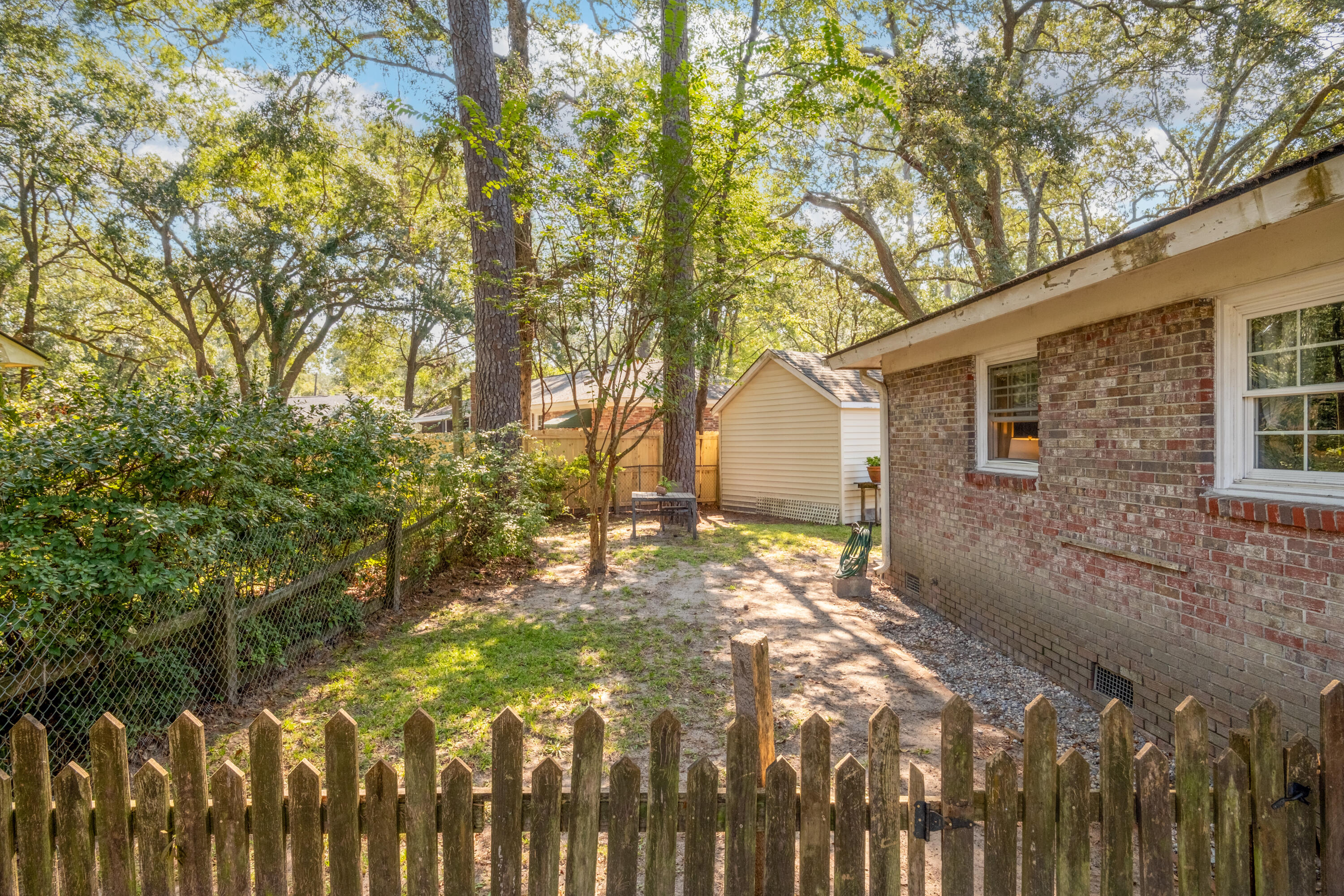 673 Middlewood Drive