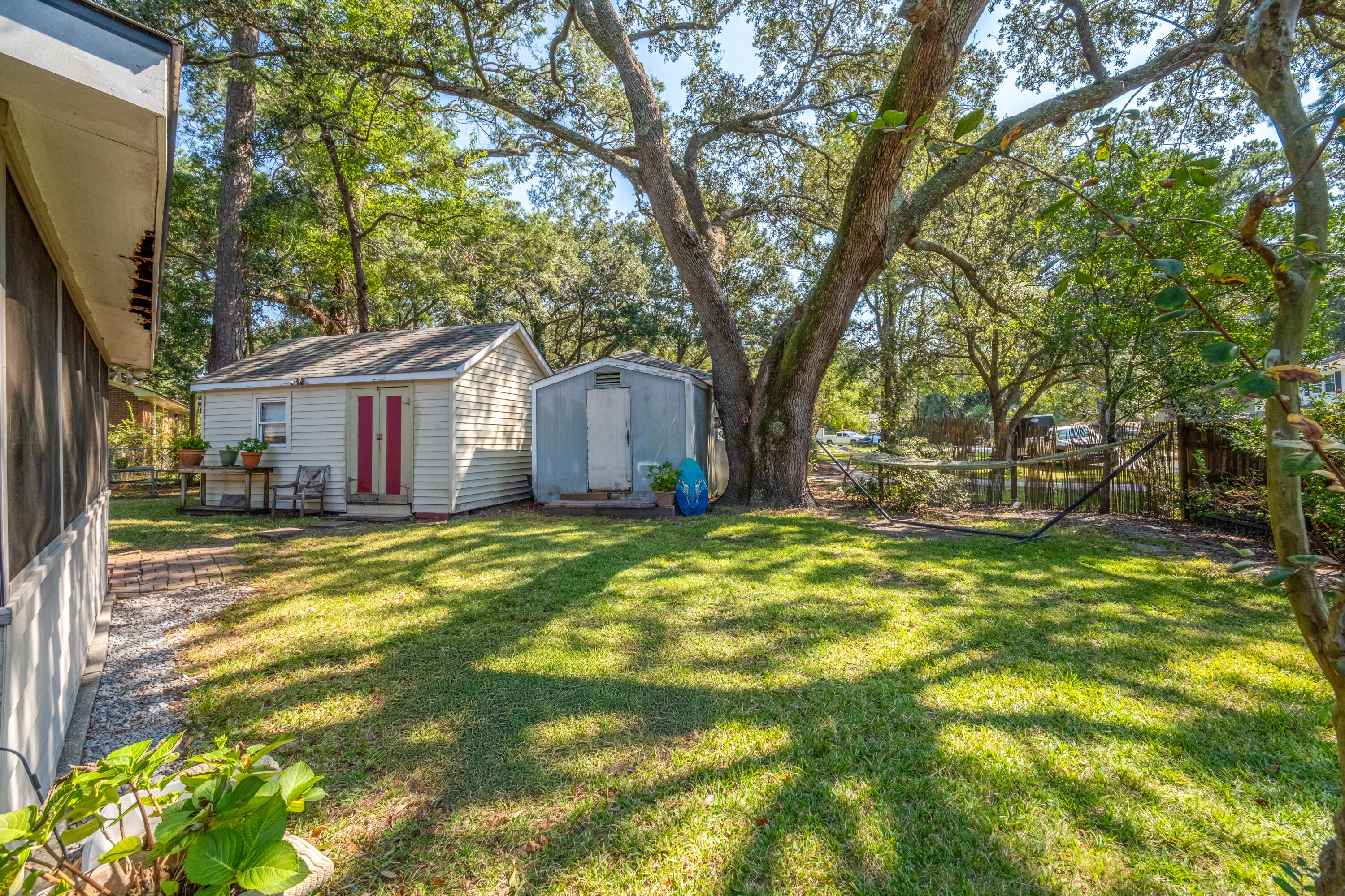 673 Middlewood Drive