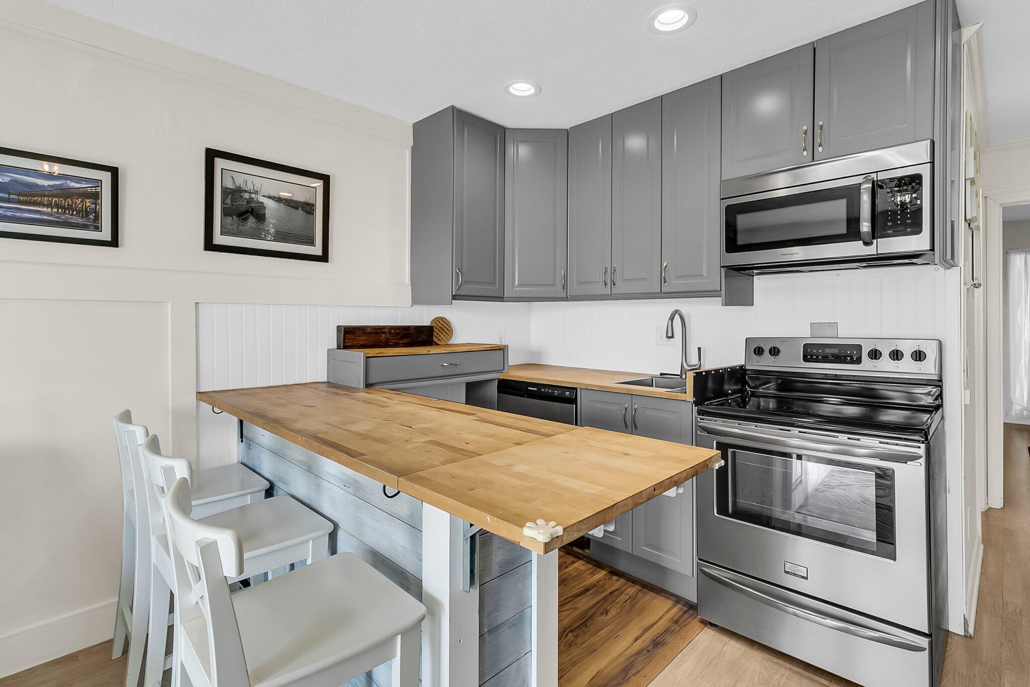 1300 Ocean Boulevard # 231