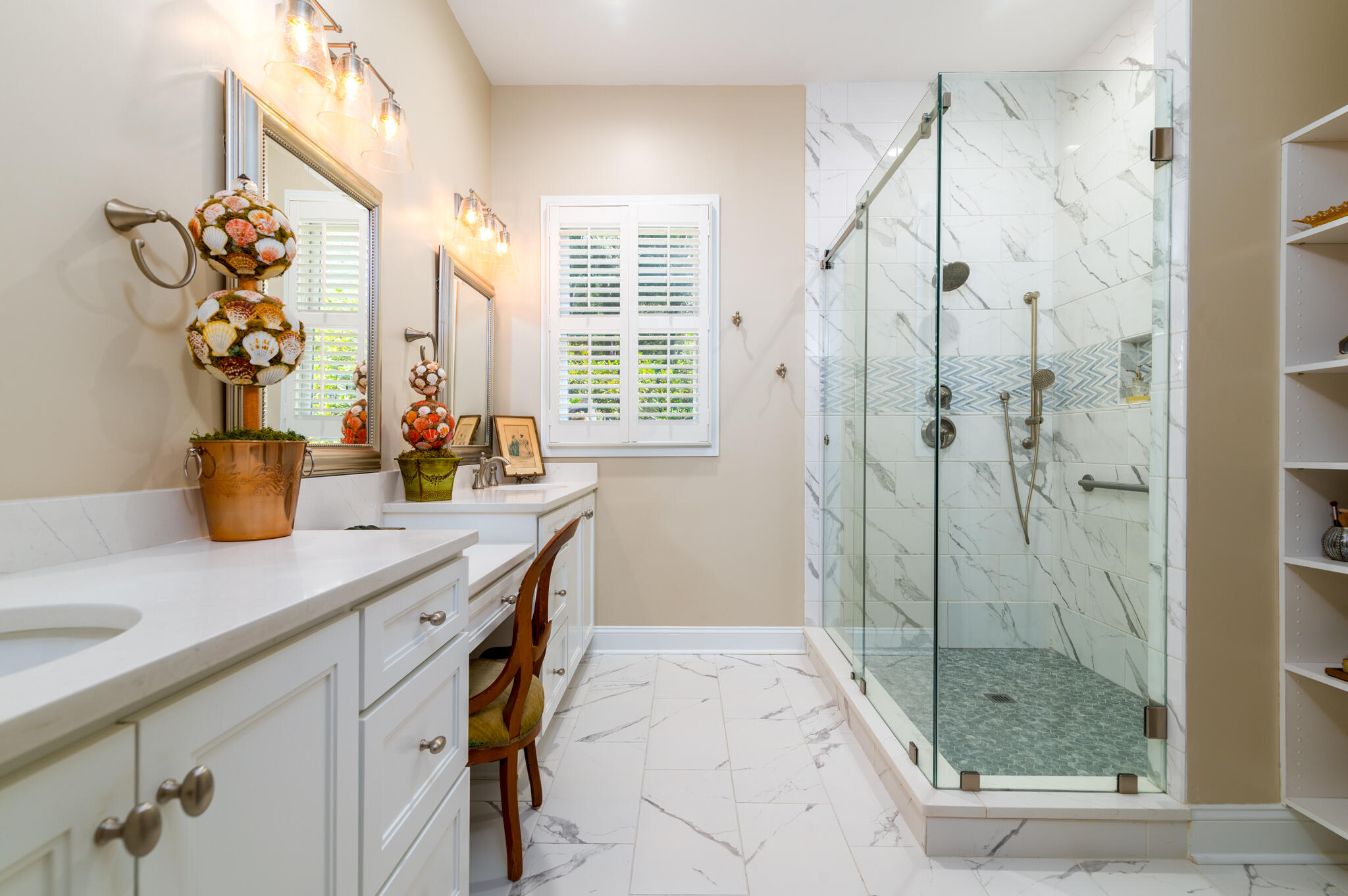 5016 Coral Reef Drive