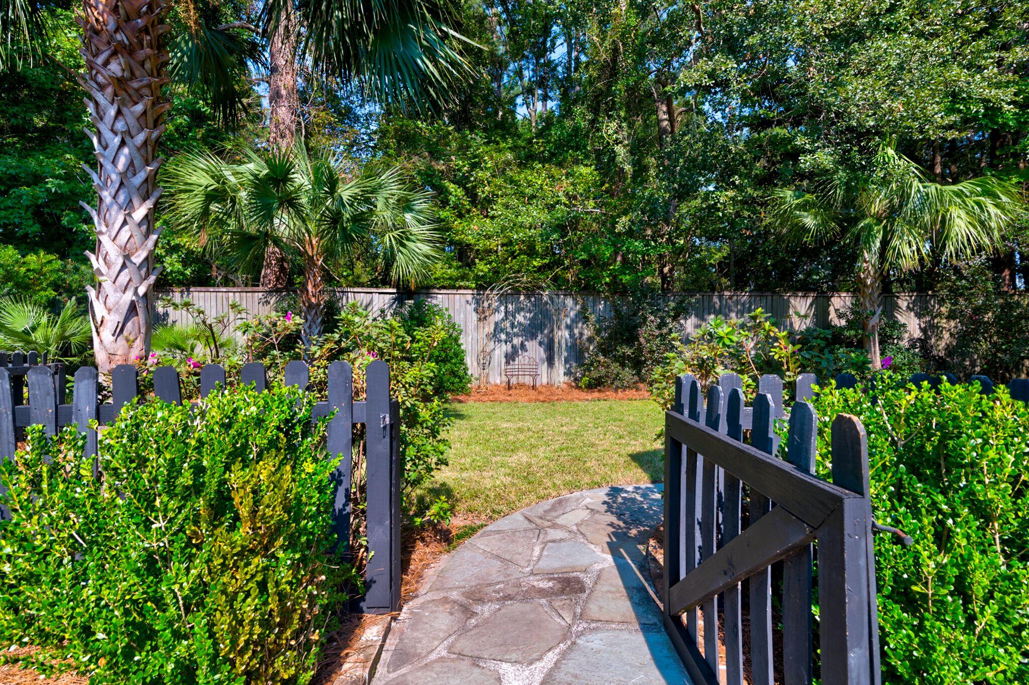 5016 Coral Reef Drive