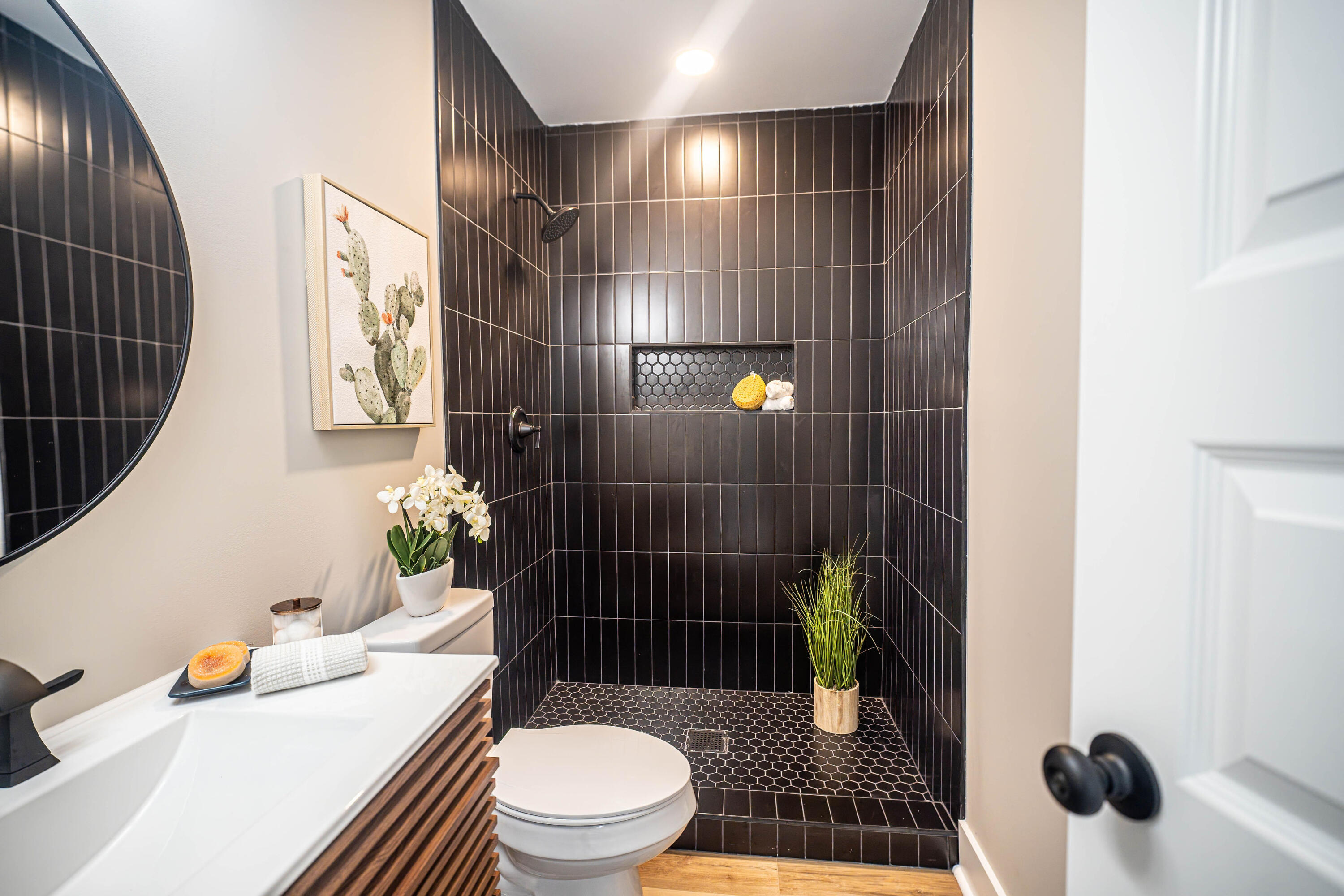 1368 S Lakeland Drive