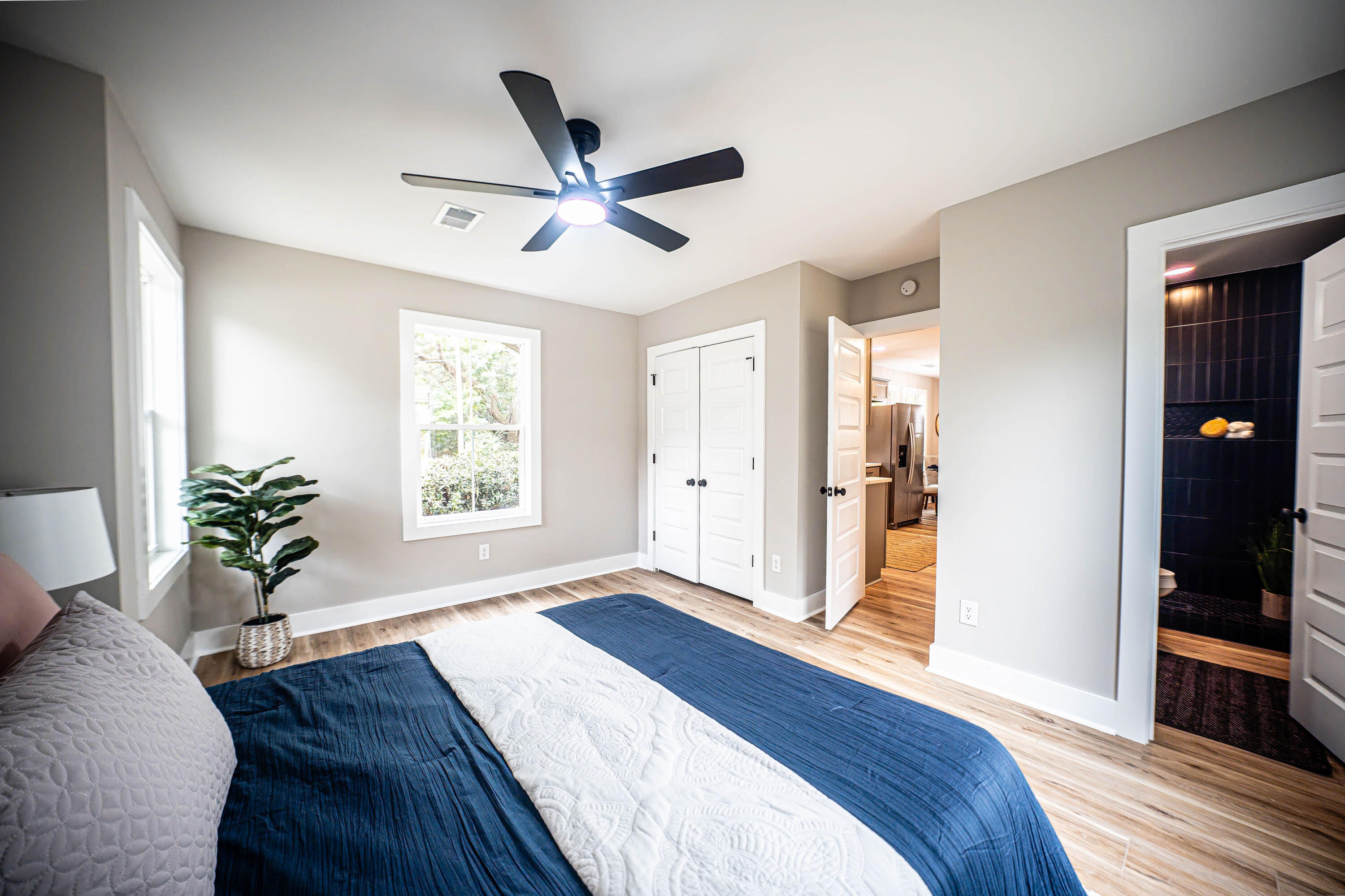 1368 S Lakeland Drive