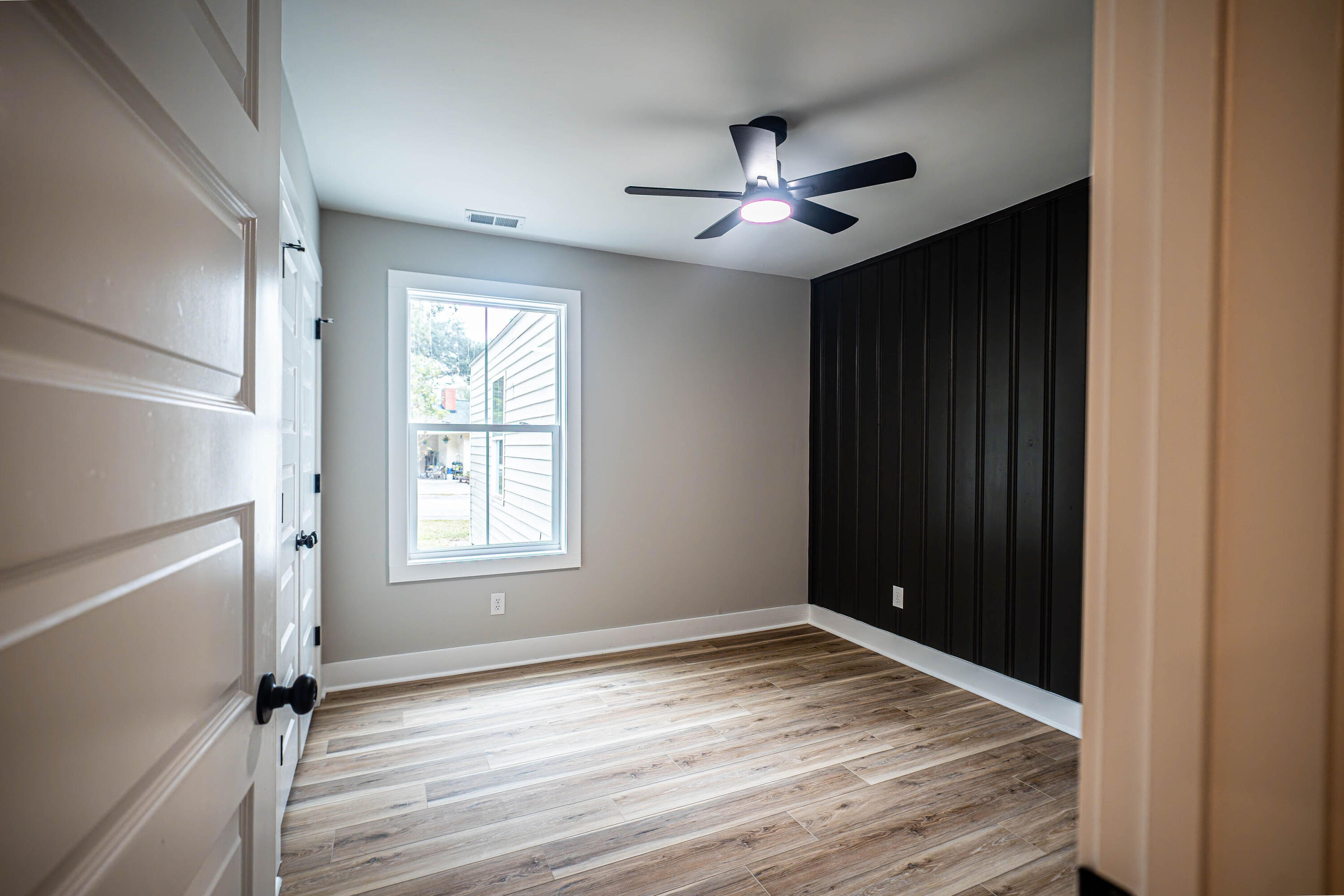 1368 S Lakeland Drive