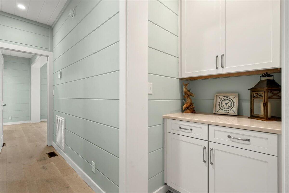 1008 Mariners Cay Drive