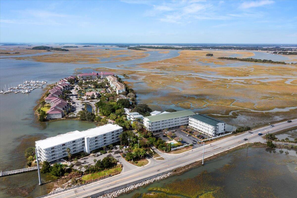 1008 Mariners Cay Drive