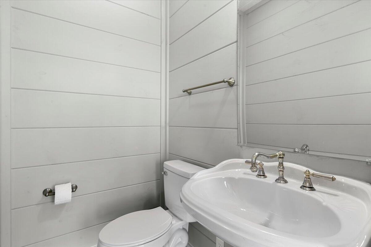 1008 Mariners Cay Drive