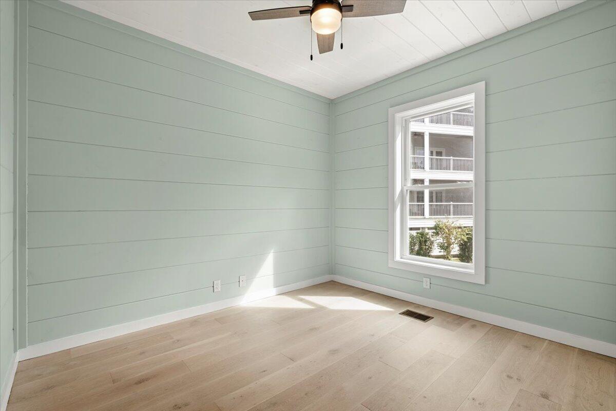 1008 Mariners Cay Drive