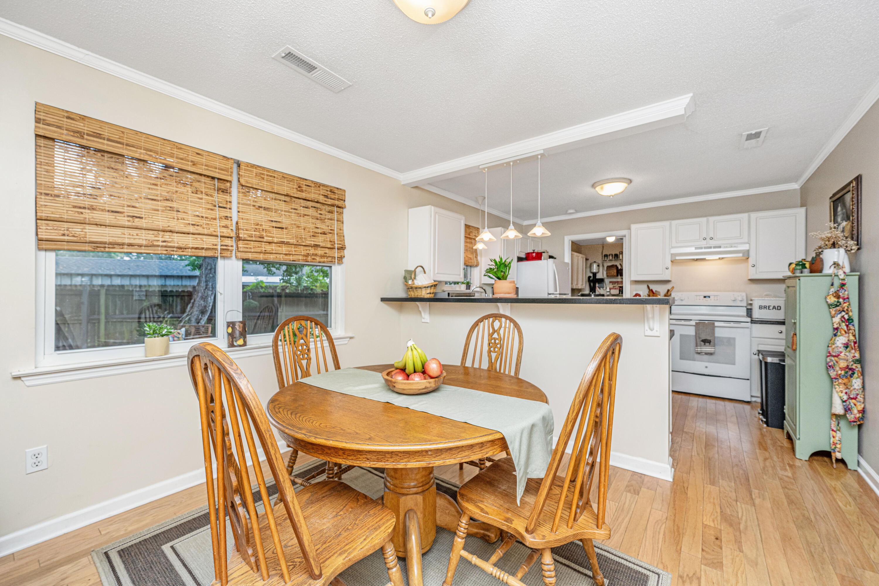 1989 Beechnut Street