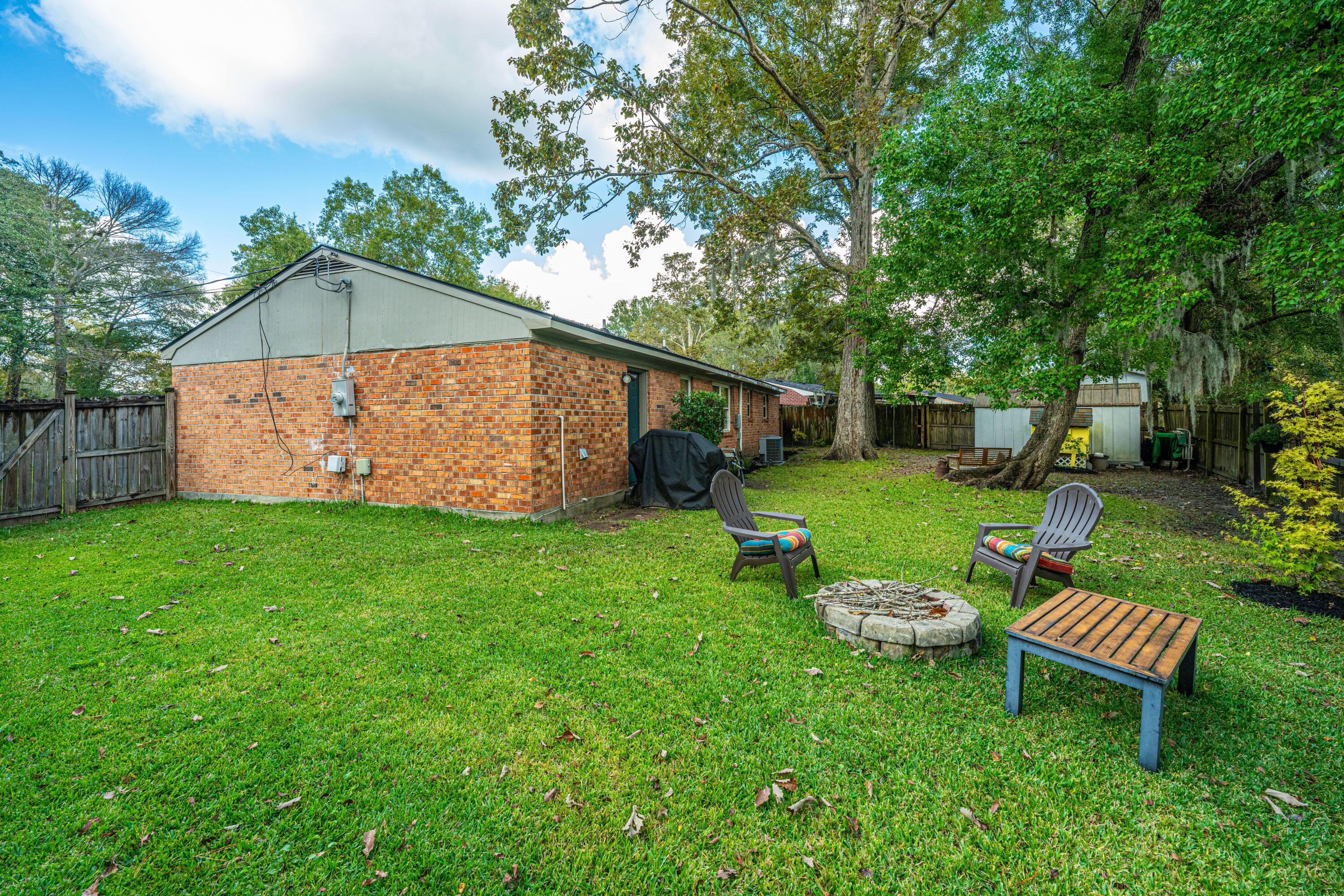 1989 Beechnut Street