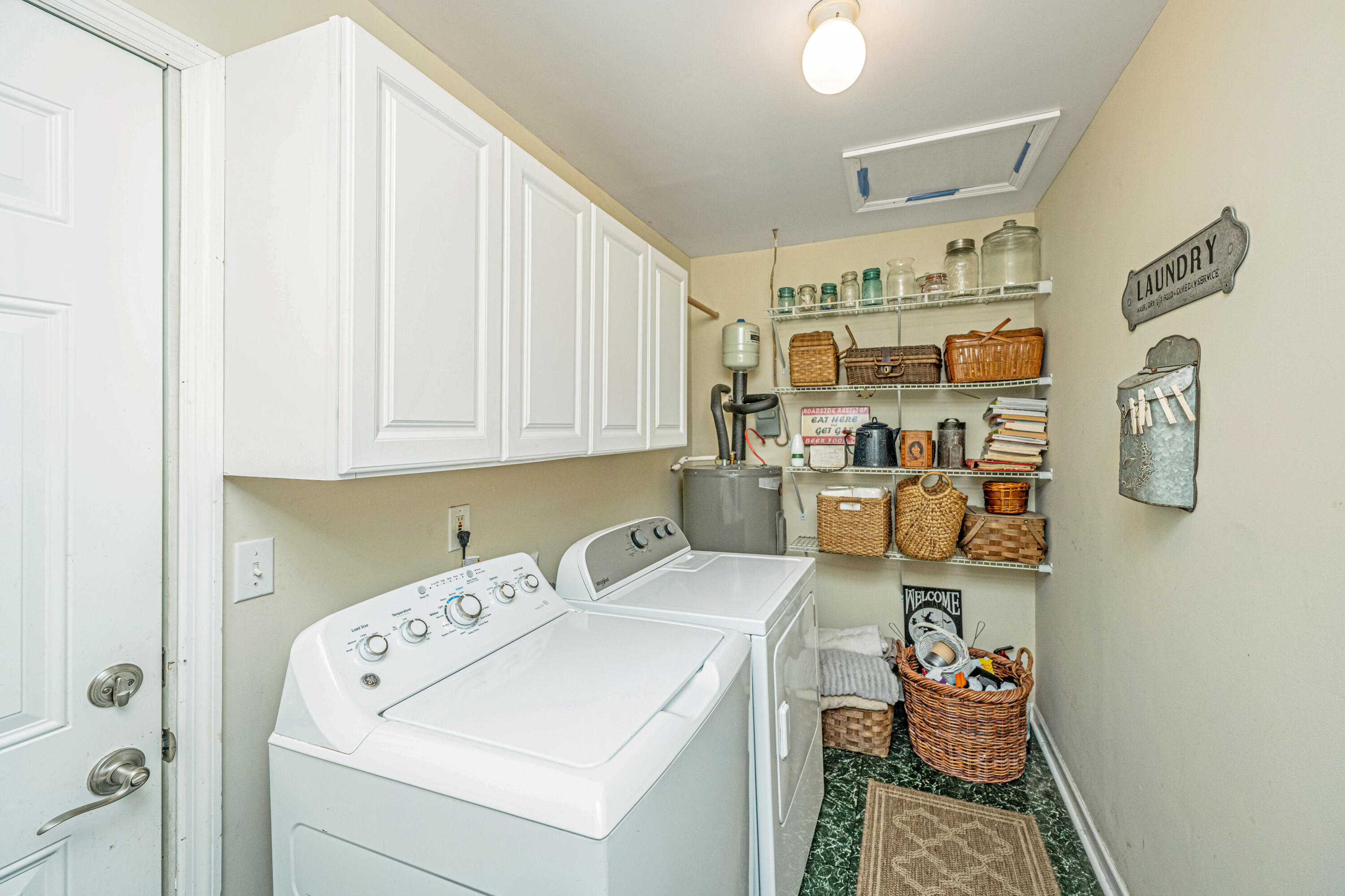 1989 Beechnut Street