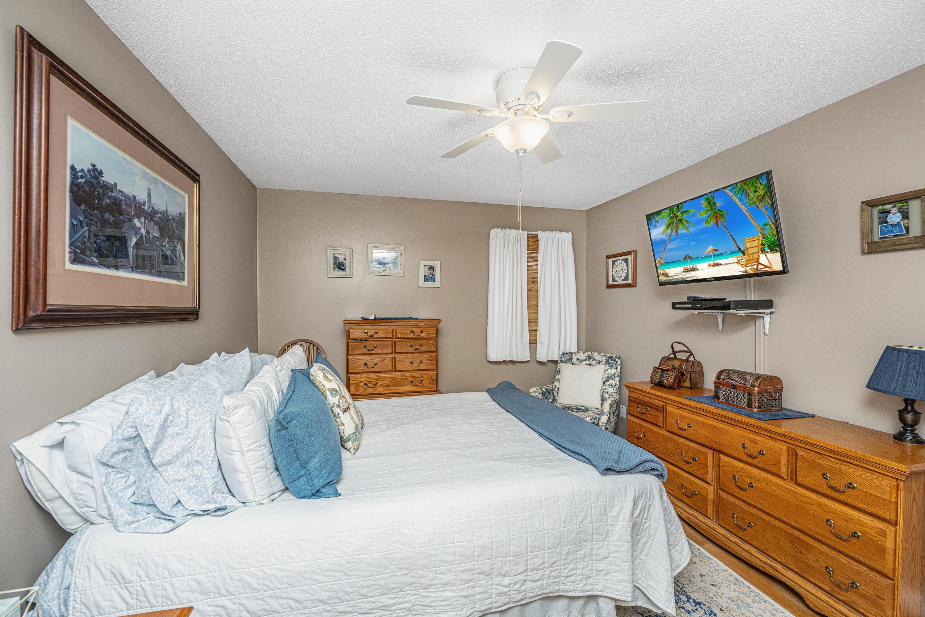 1989 Beechnut Street