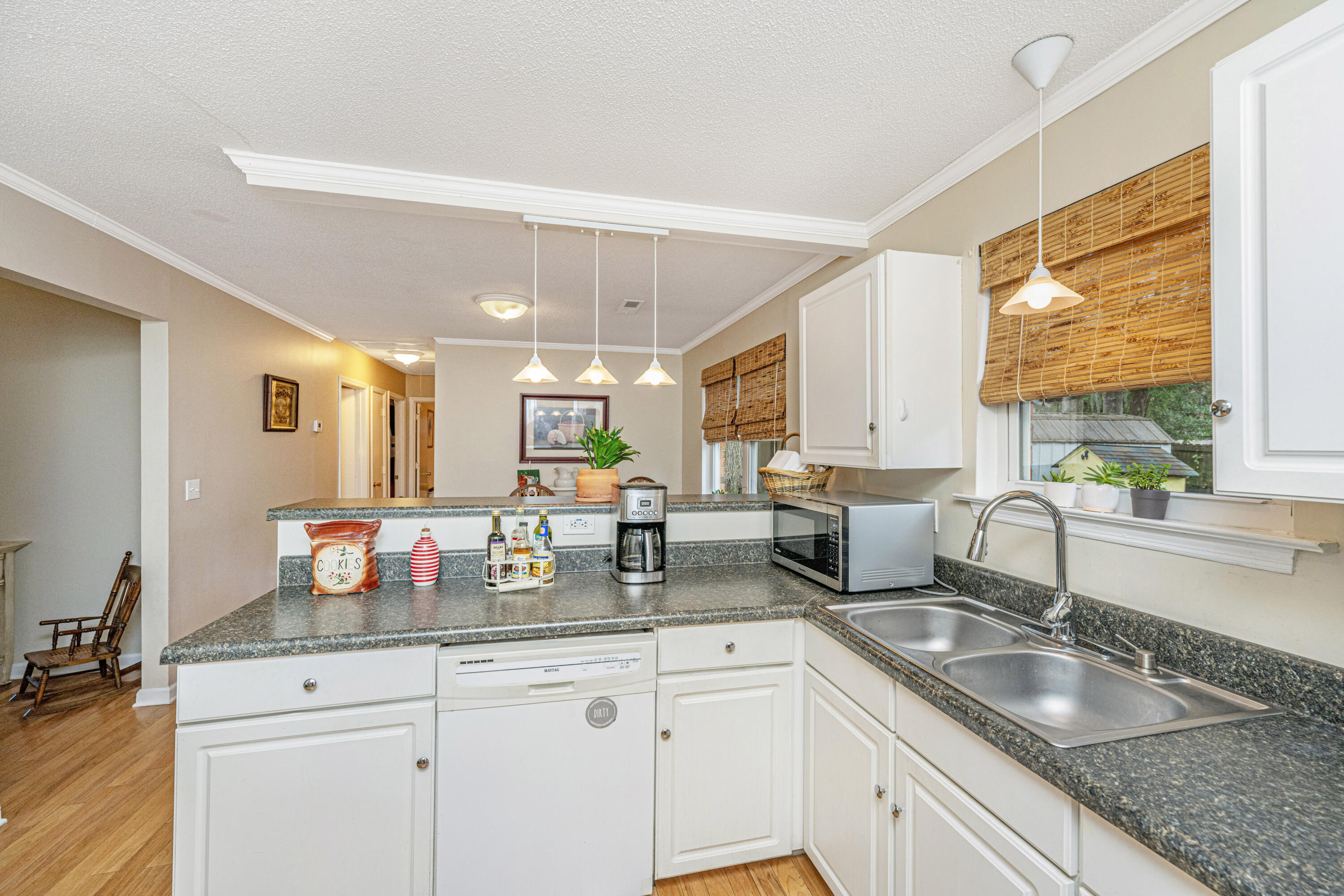 1989 Beechnut Street