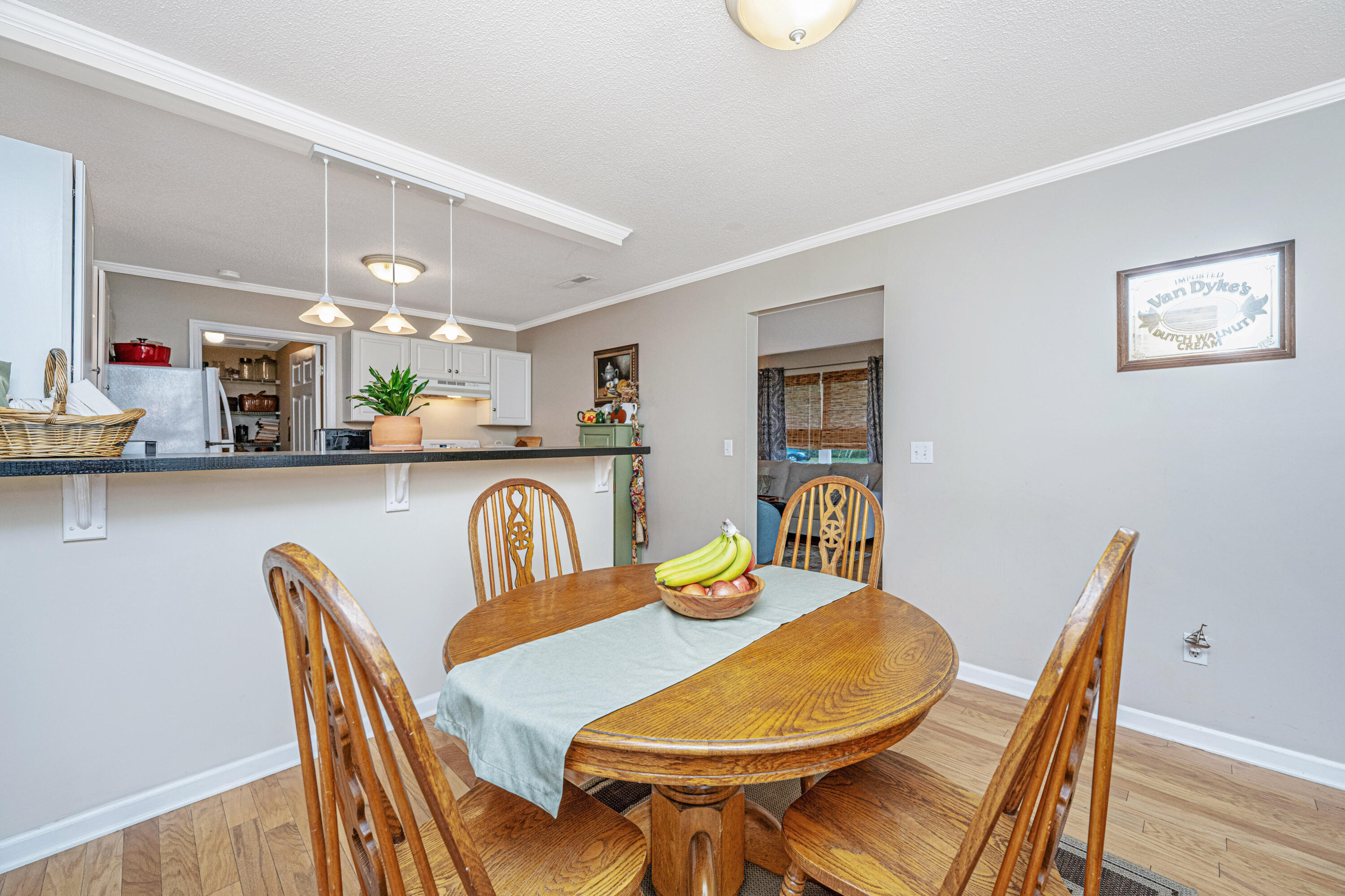 1989 Beechnut Street