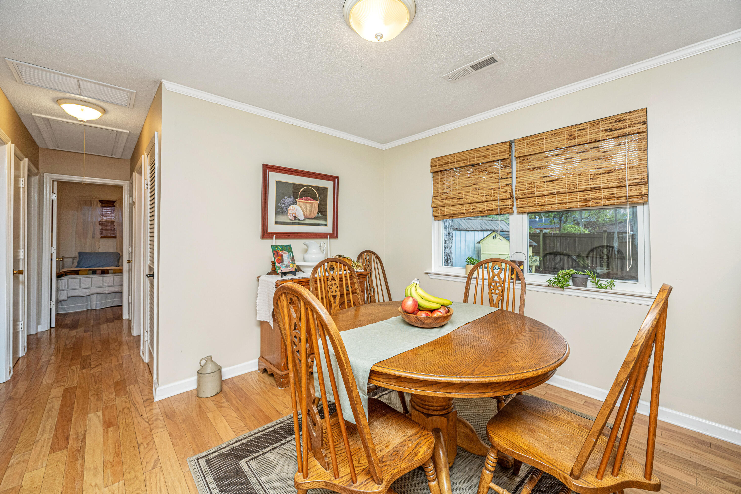 1989 Beechnut Street