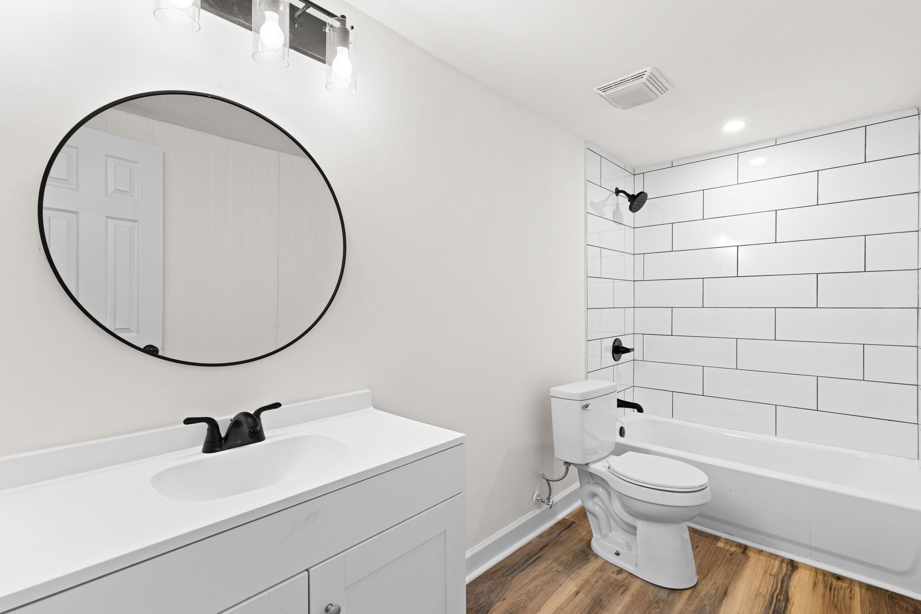 1360 Thompson Street