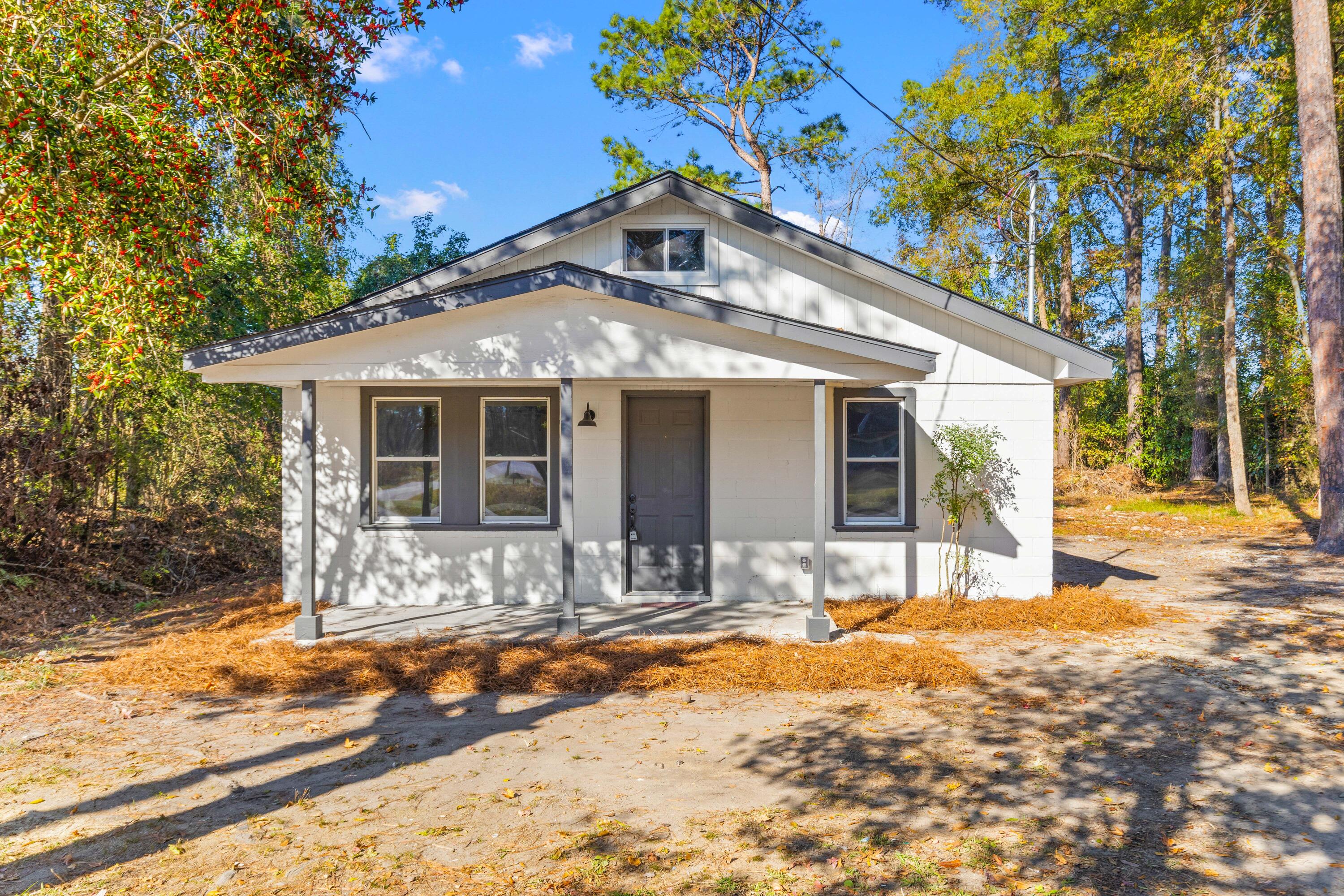 1360 Thompson Street