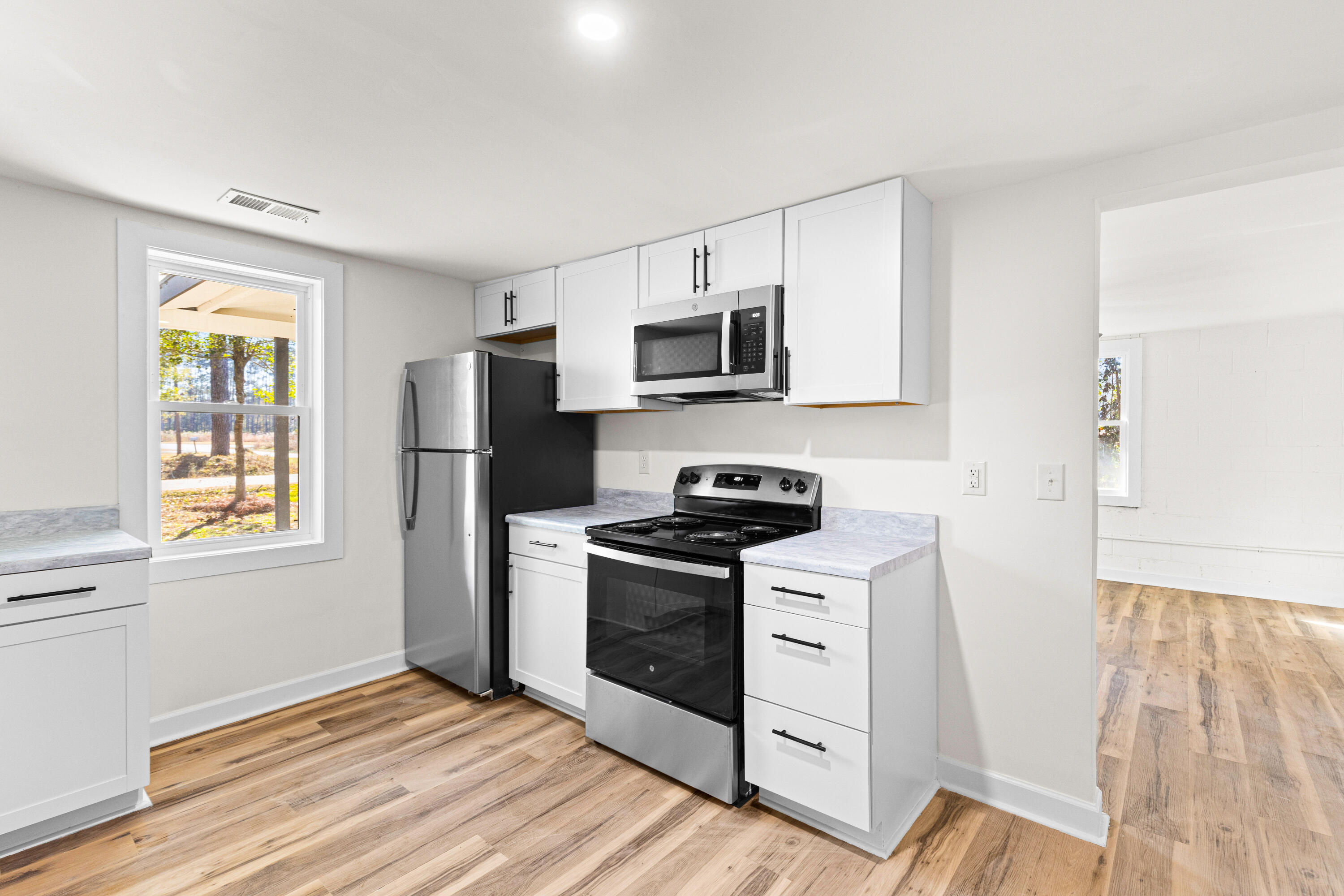 1360 Thompson Street