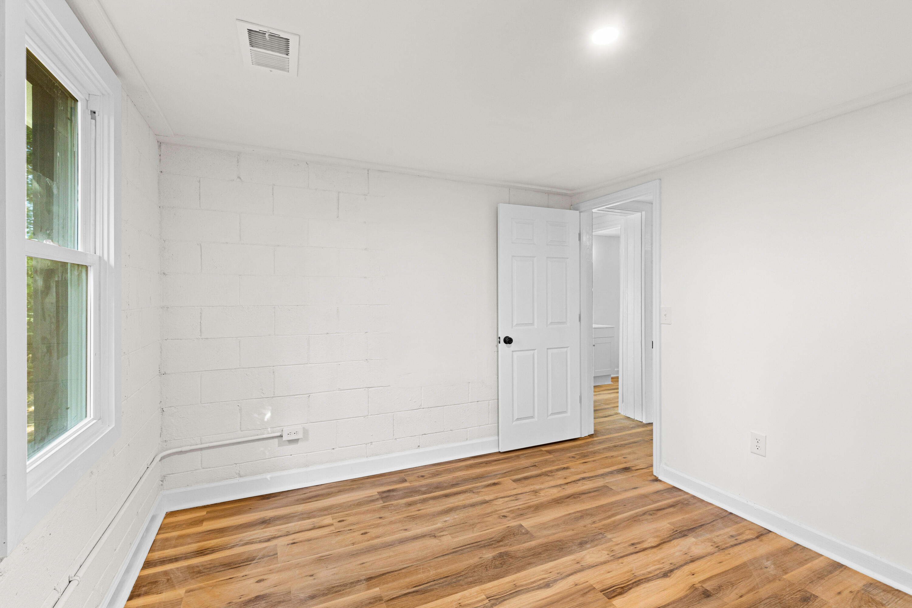 1360 Thompson Street