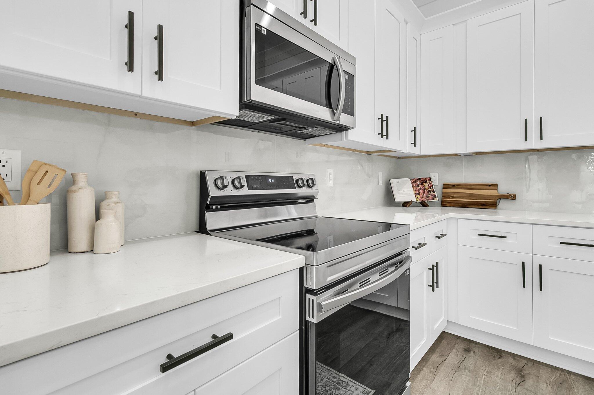 2015 Groveland Avenue