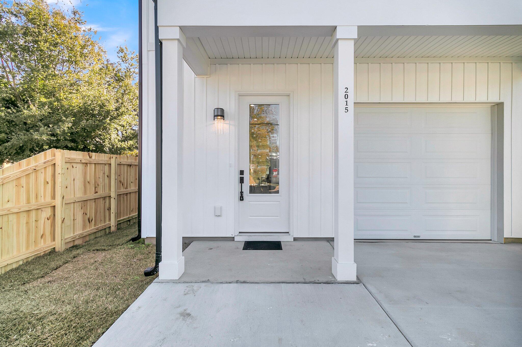 2015 Groveland Avenue