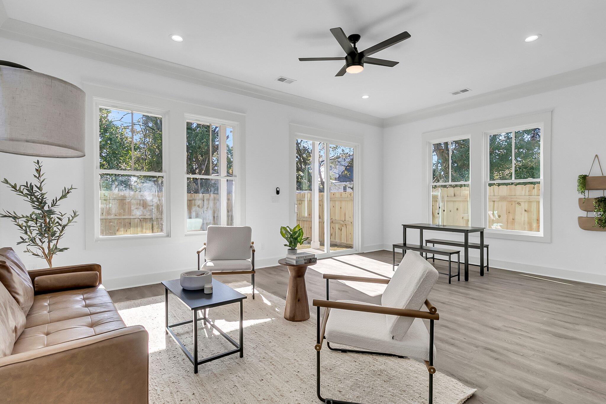 2015 Groveland Avenue