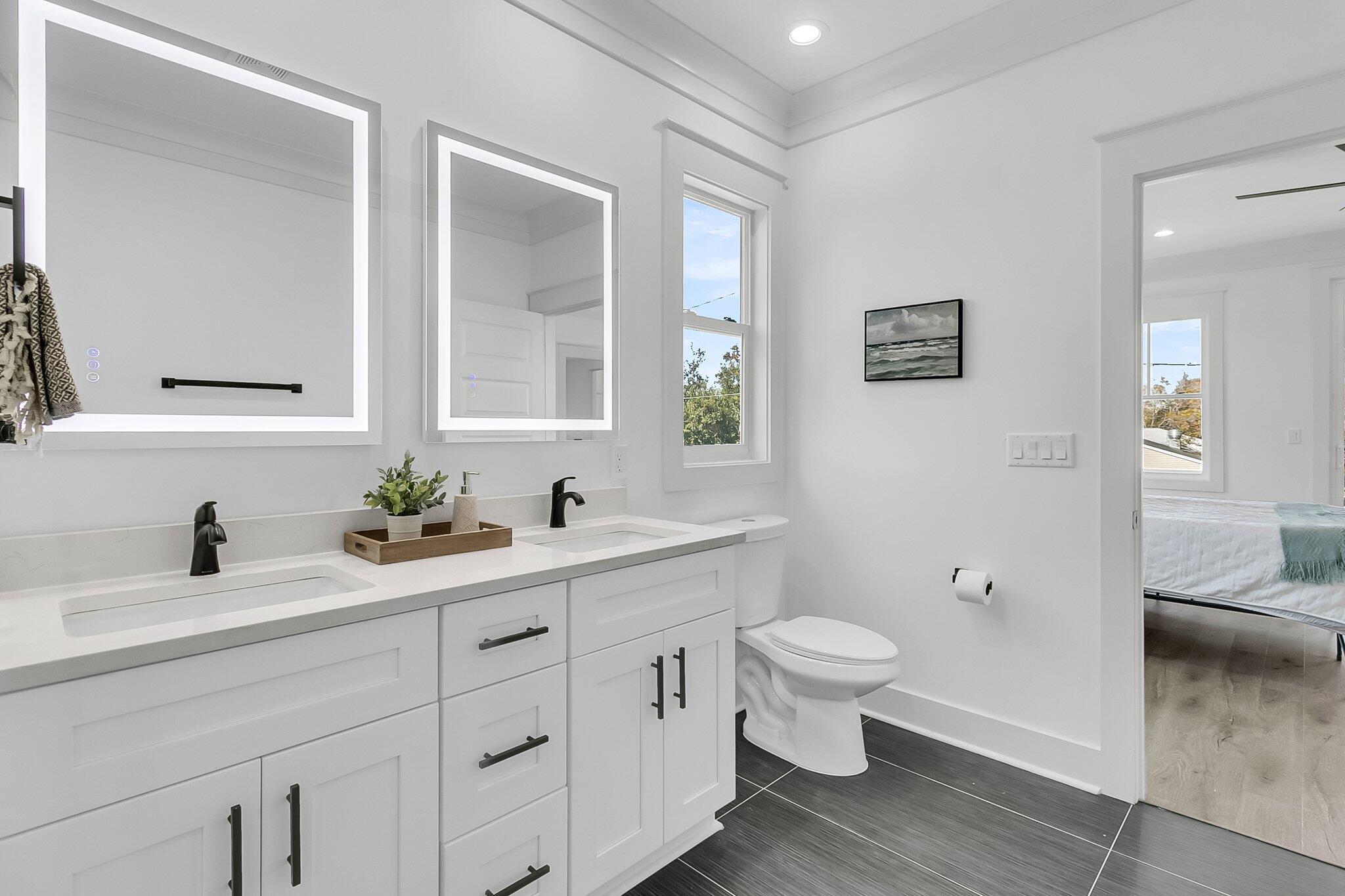 2015 Groveland Avenue