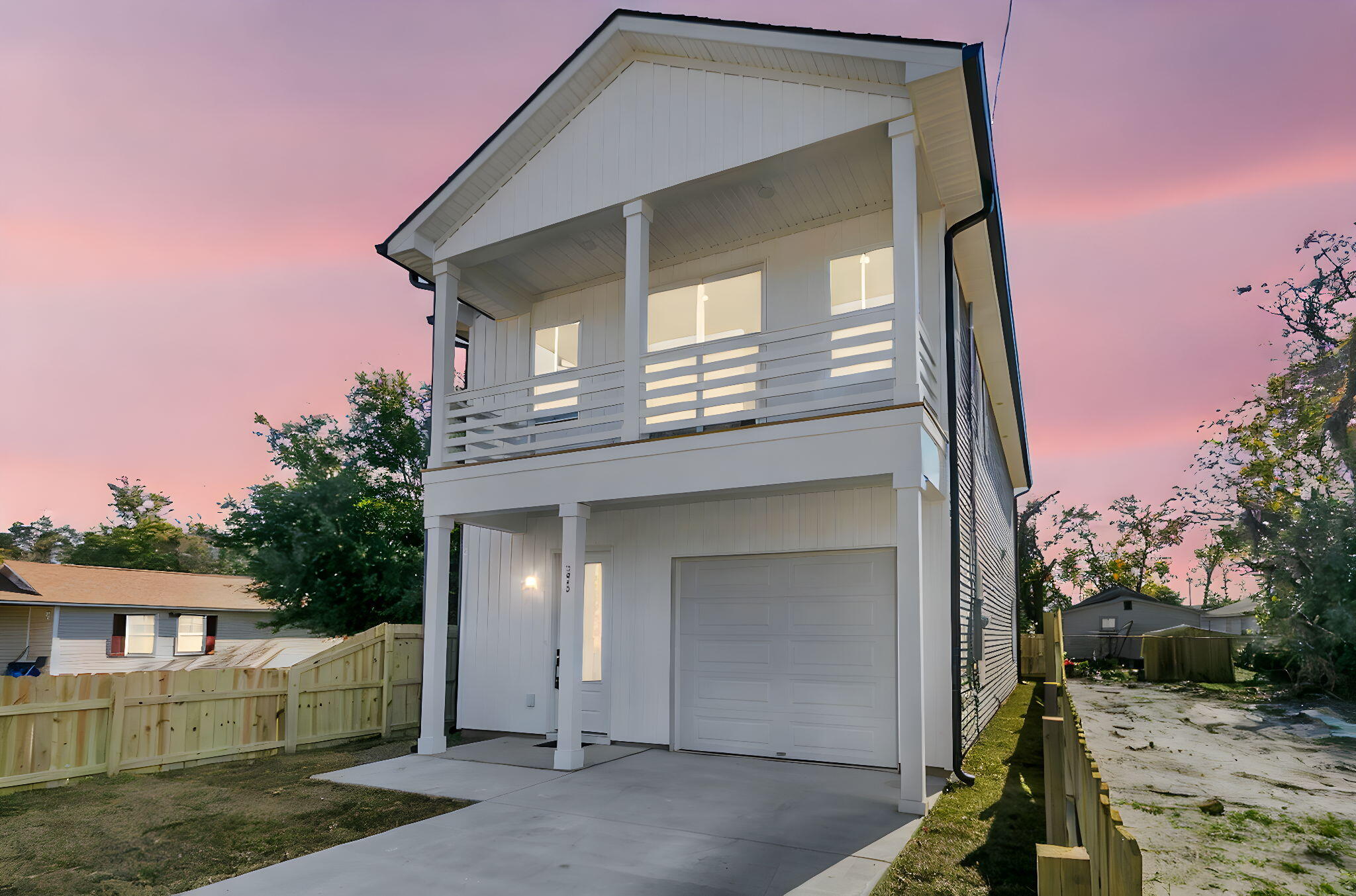 2015 Groveland Avenue