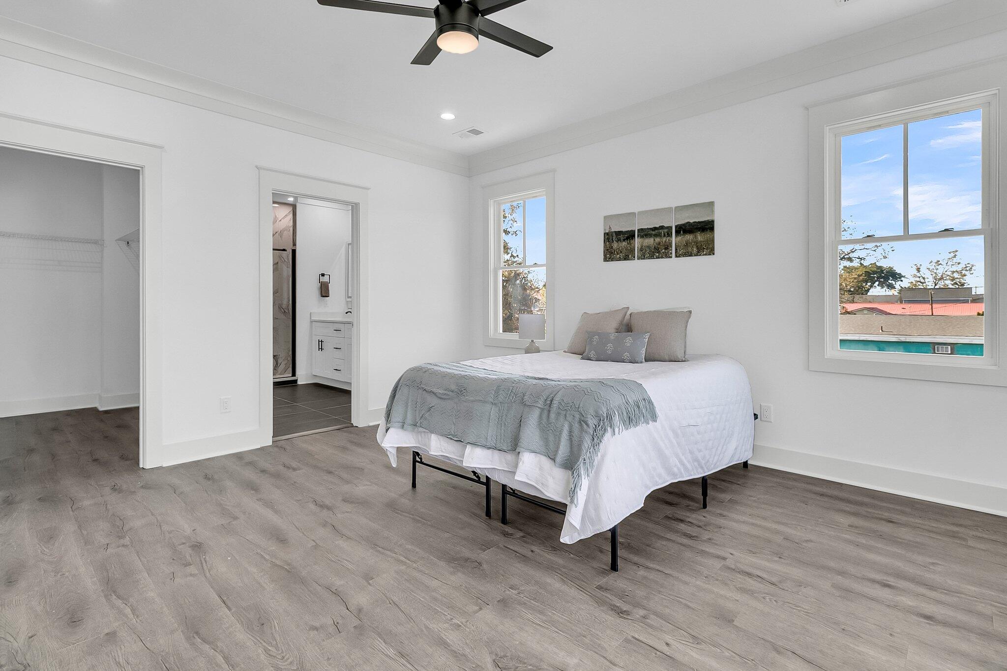 2015 Groveland Avenue