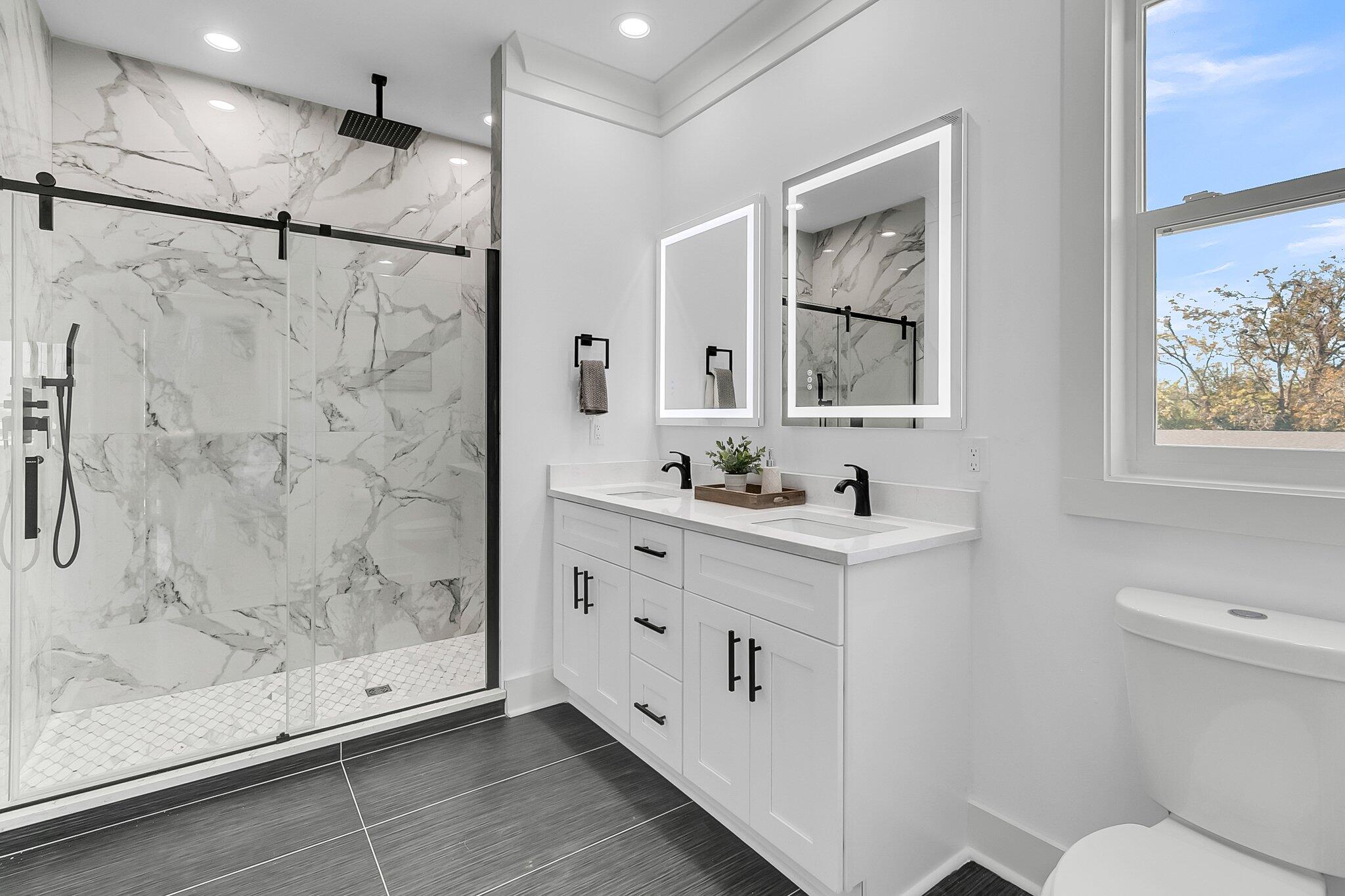 2015 Groveland Avenue