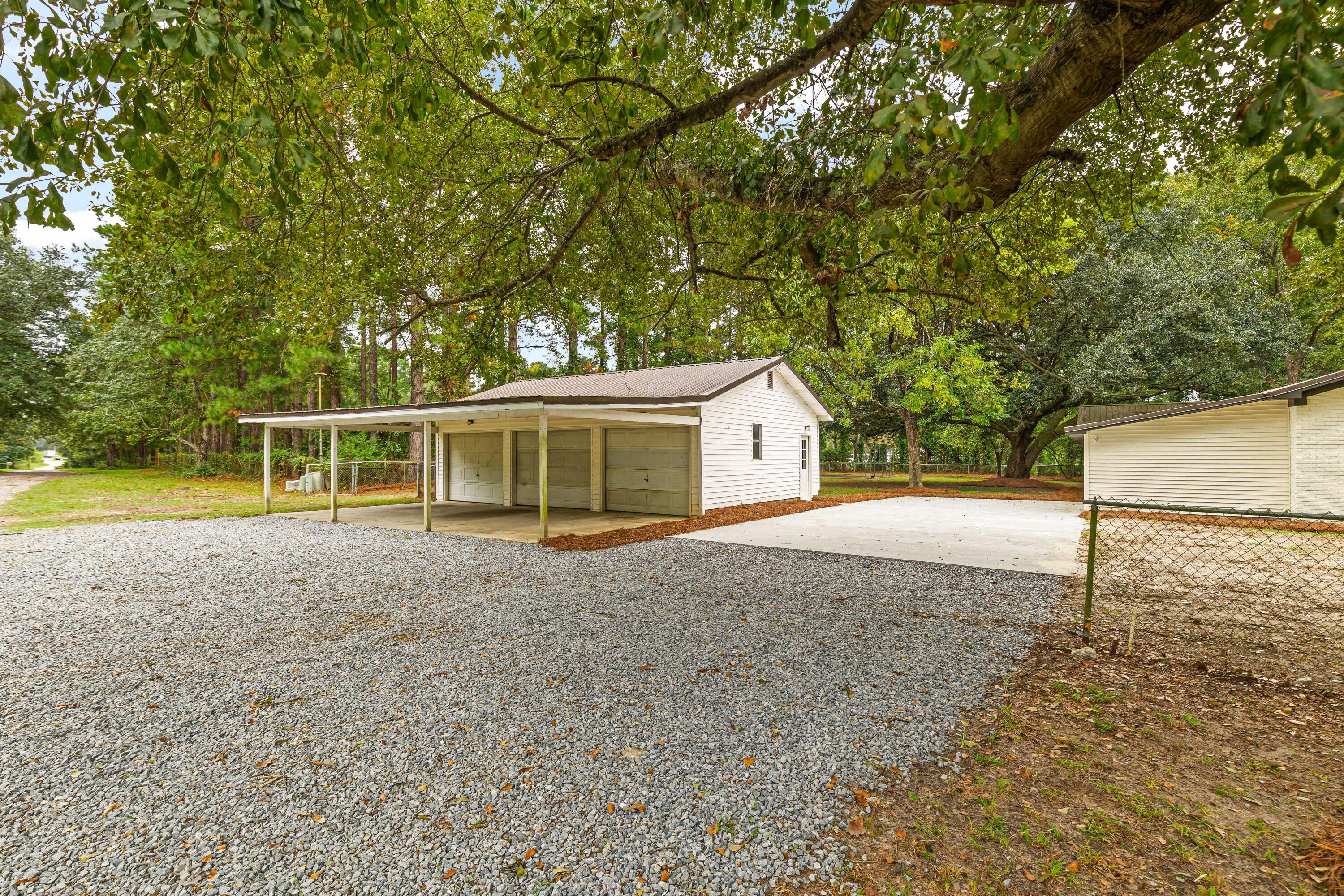 1687 Cooper Store Road