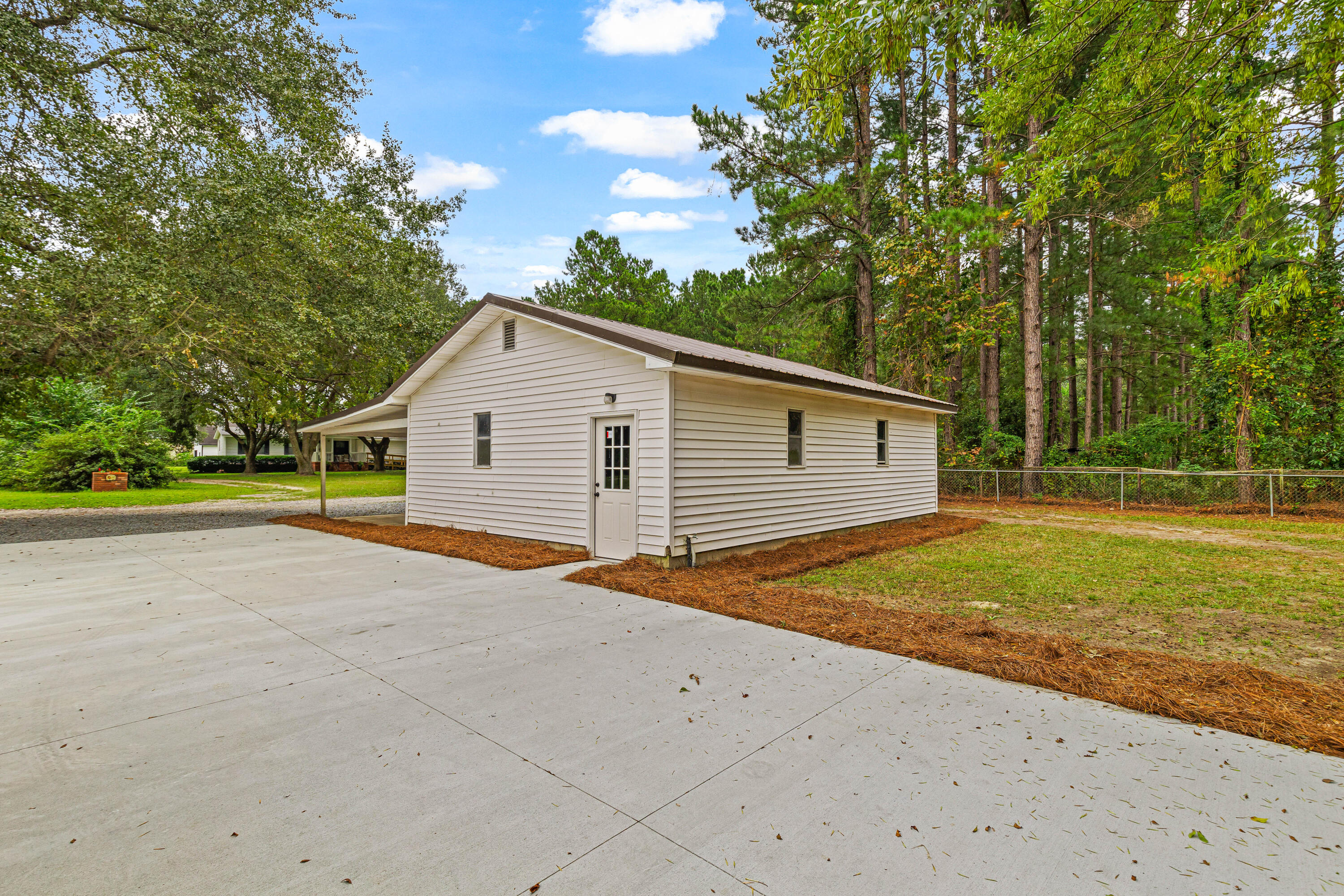 1687 Cooper Store Road